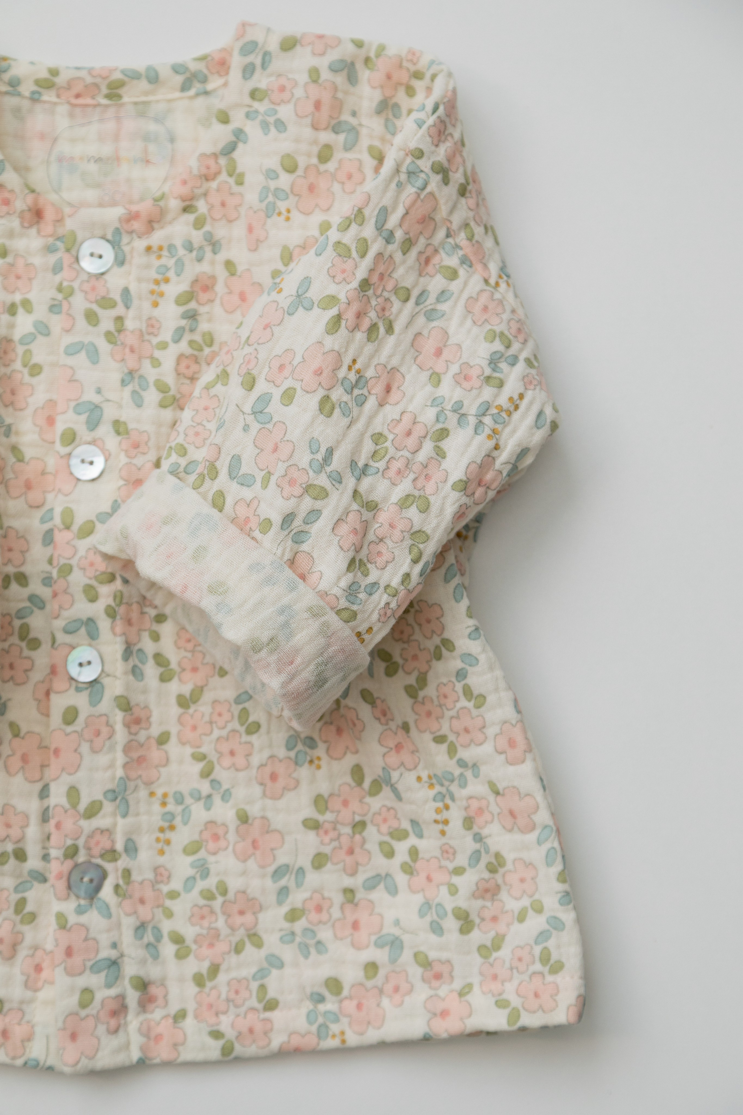 Съемка детской одежды бренда mamalanka для Ozon и соц сетей. Детский и контент фотограф Надя Волкова Санкт-Петербург