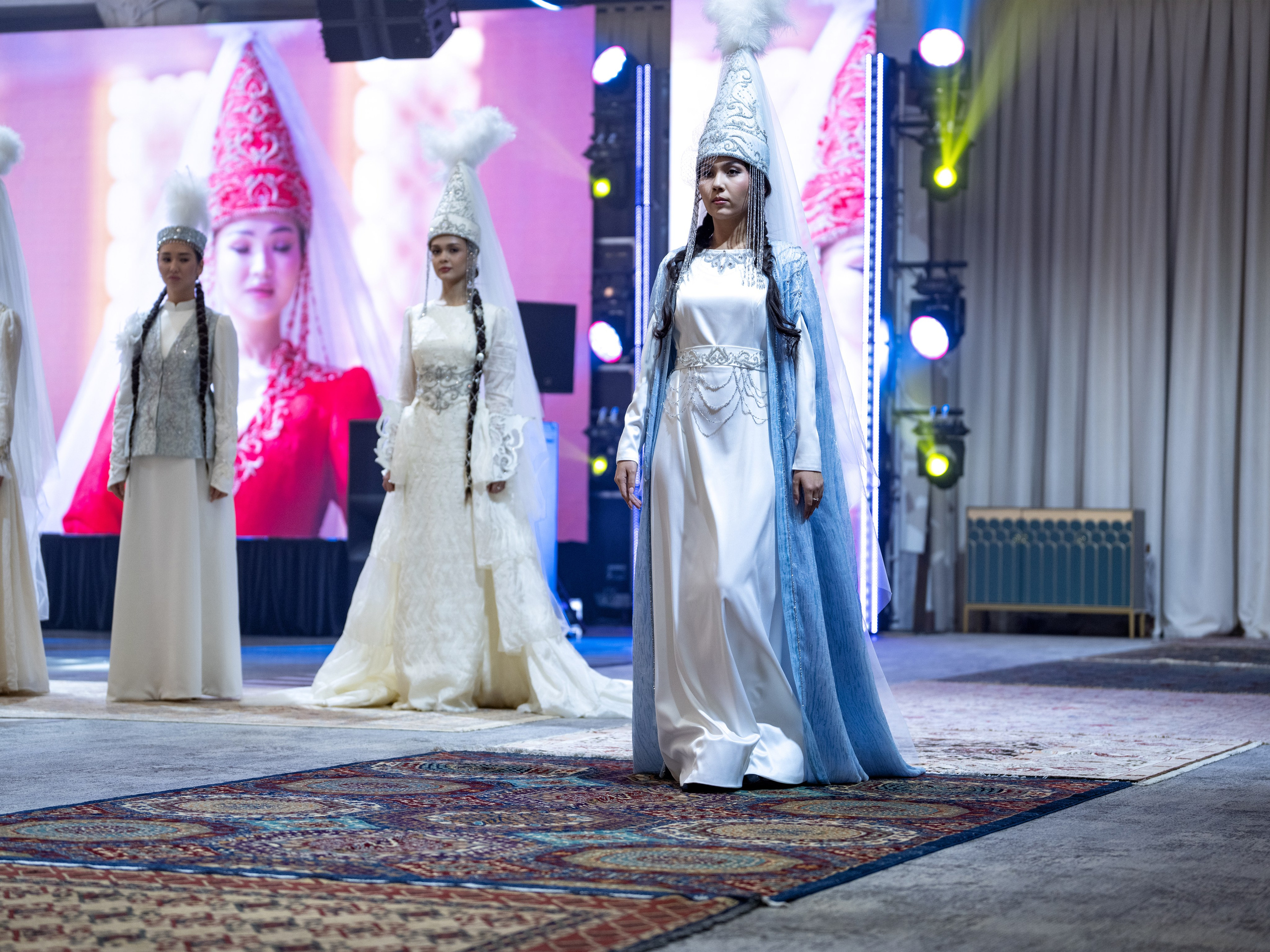 Balzhan Yerserik. Сайт Алматинского НЮ АРТ, будуар и фэшн фотографа Дениса Карпенко