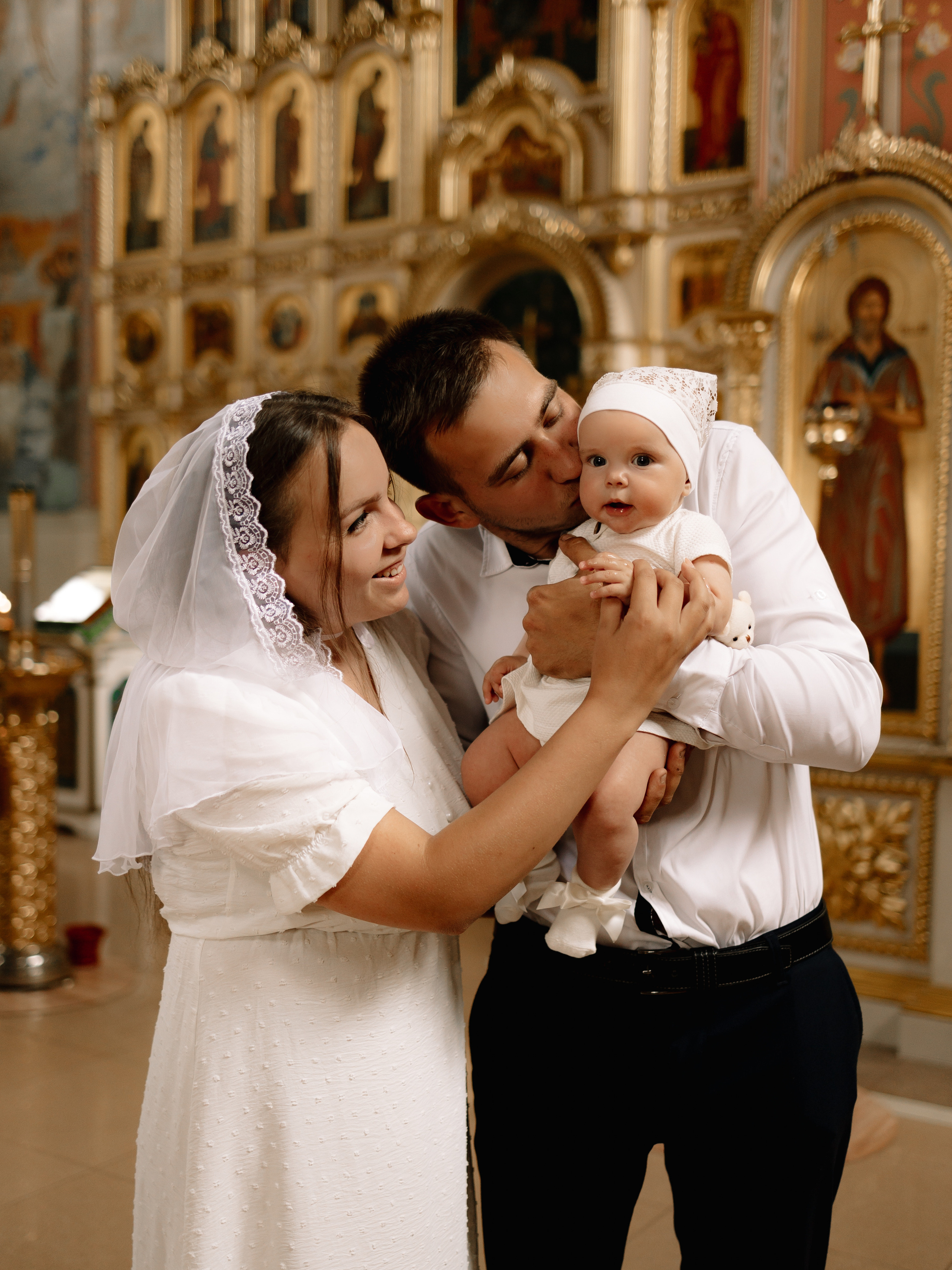 Таинство крещения Миланы. Семейный фотограф в Краснодаре Храмова Анна