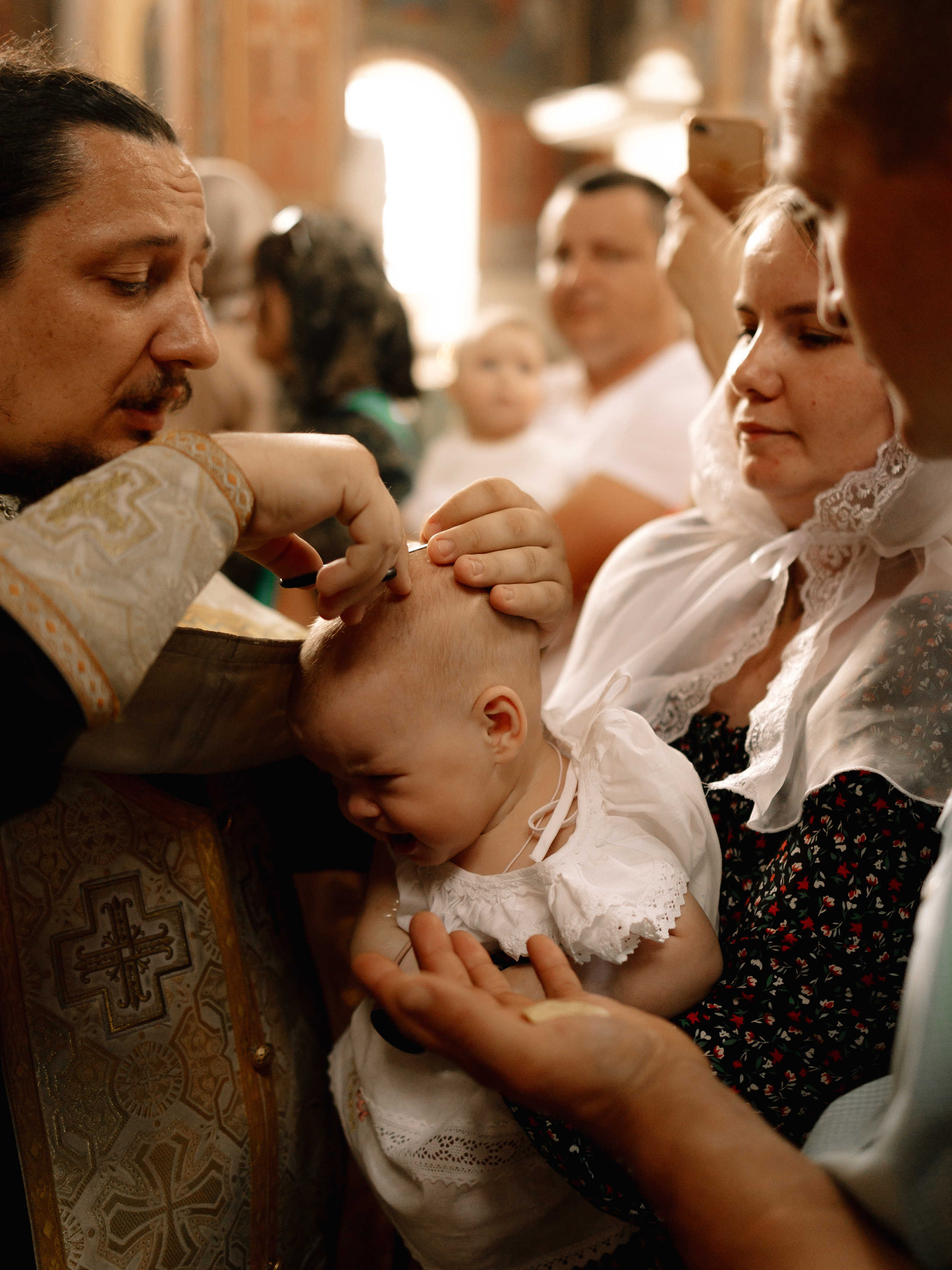 Таинство крещения Миланы. Семейный фотограф в Краснодаре Храмова Анна