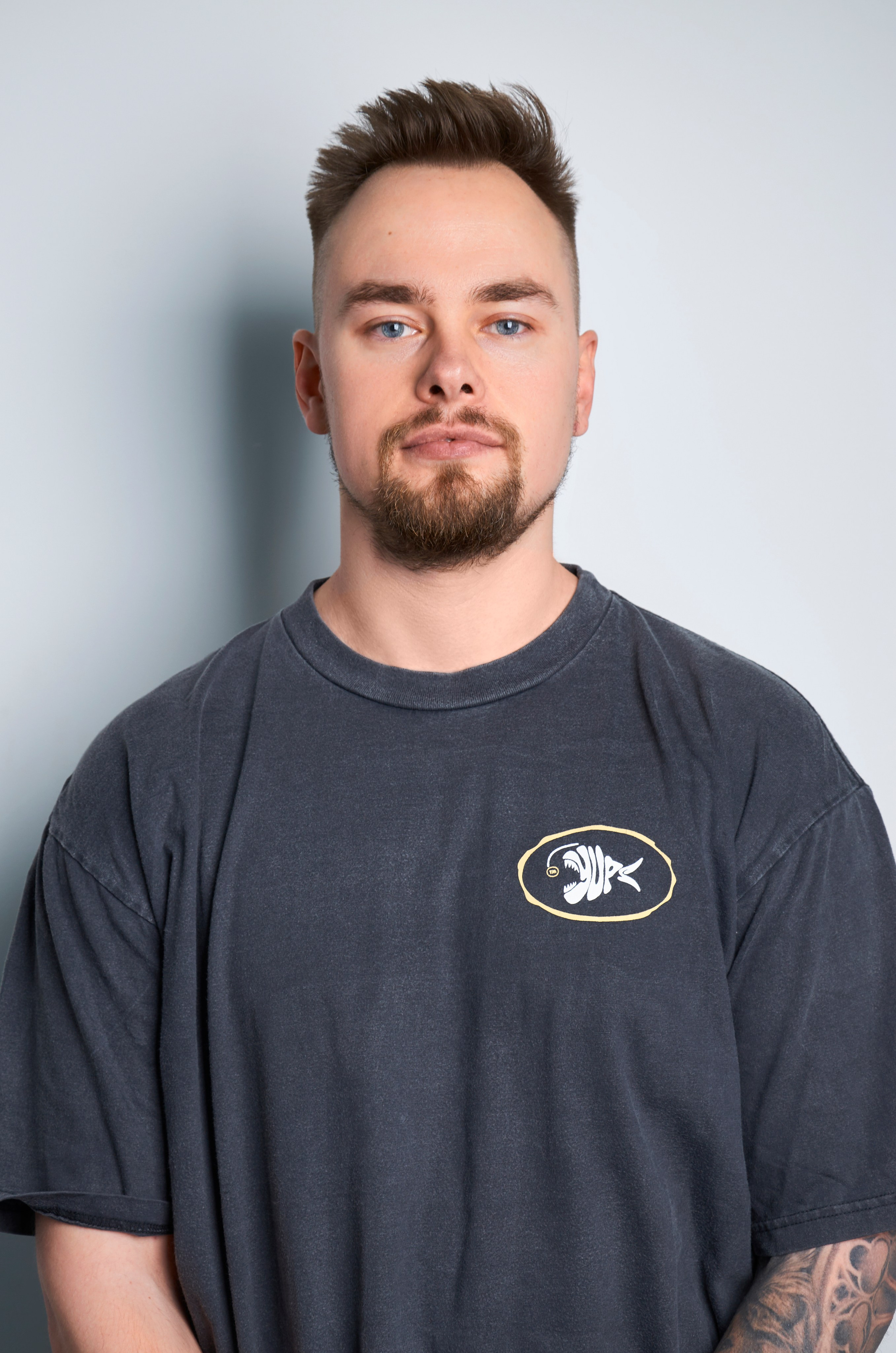 Ян. Главная