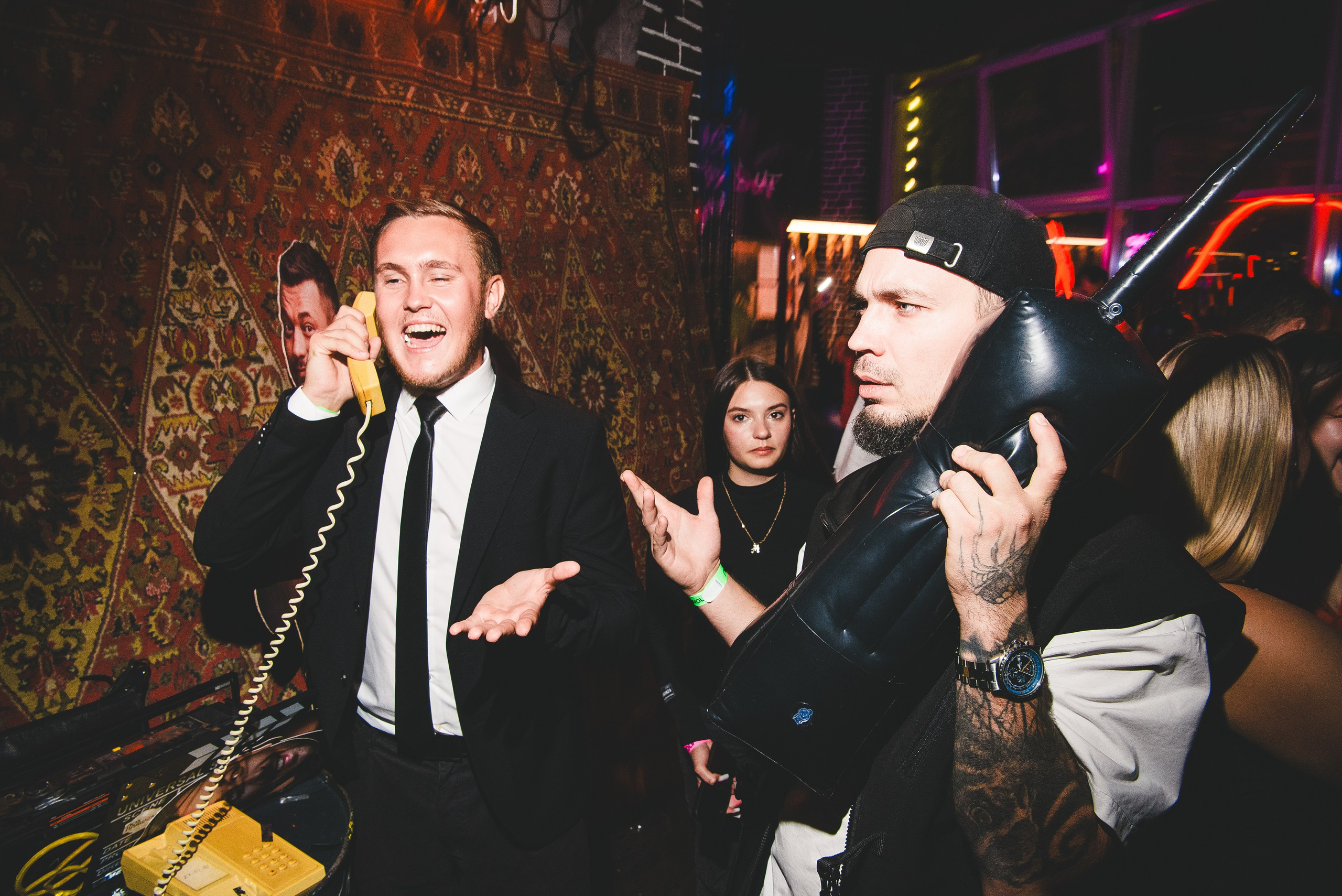 Фотоотчёты о вечеринках для НеБар Волгоград. Или стиль «пьяный фотограф». Фотограф в Волгограде и Волжском Александр Горбань