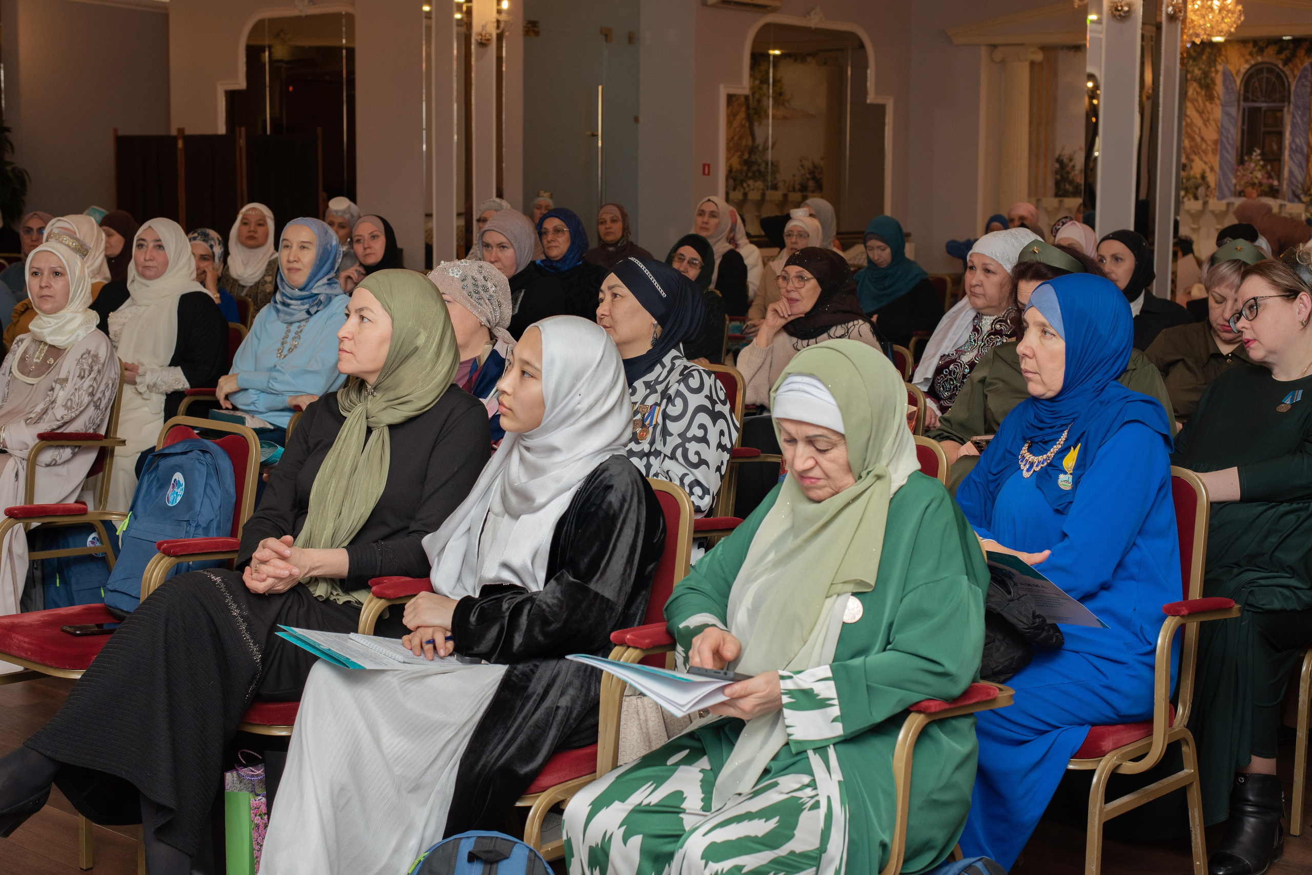 XIII Всероссийский съезд женских мусульманских организаций. Лина Курочка — ваш фотограф