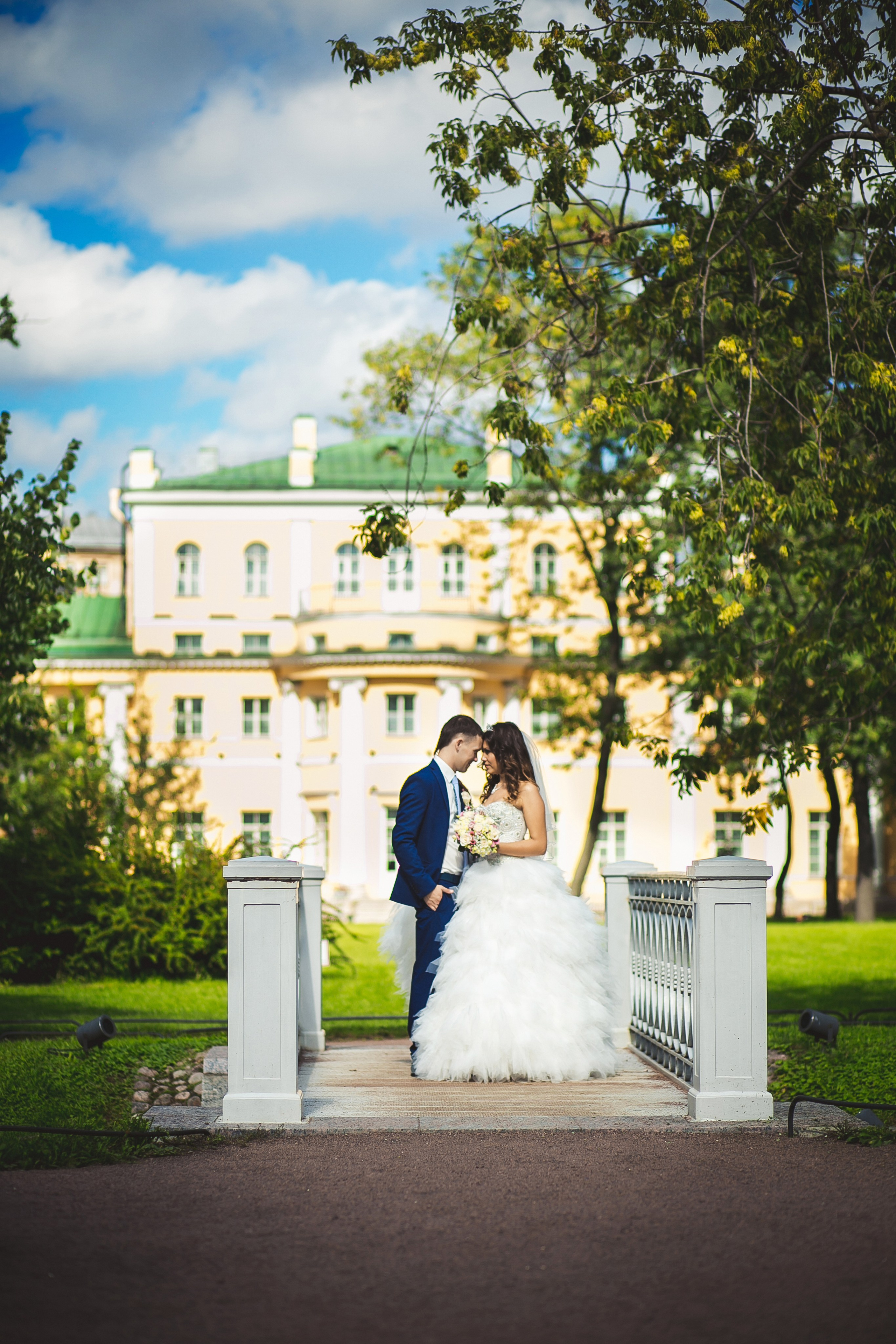 Свадьбы и Love-story. Репортажный фотограф и видеограф в Санкт-Петербурге