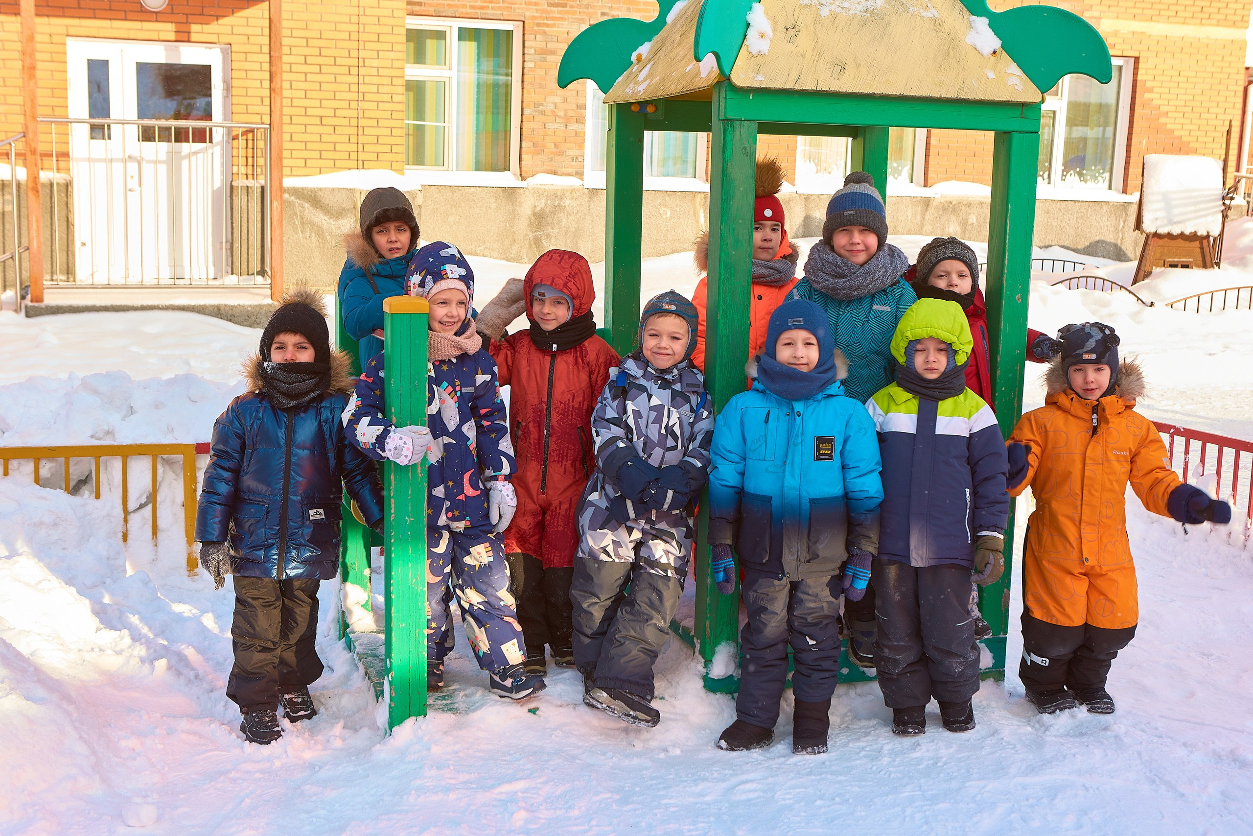 Отзывы о работе фотографа для школы и детского сада в Новосибирске. Выпускной альбом Новосибирск