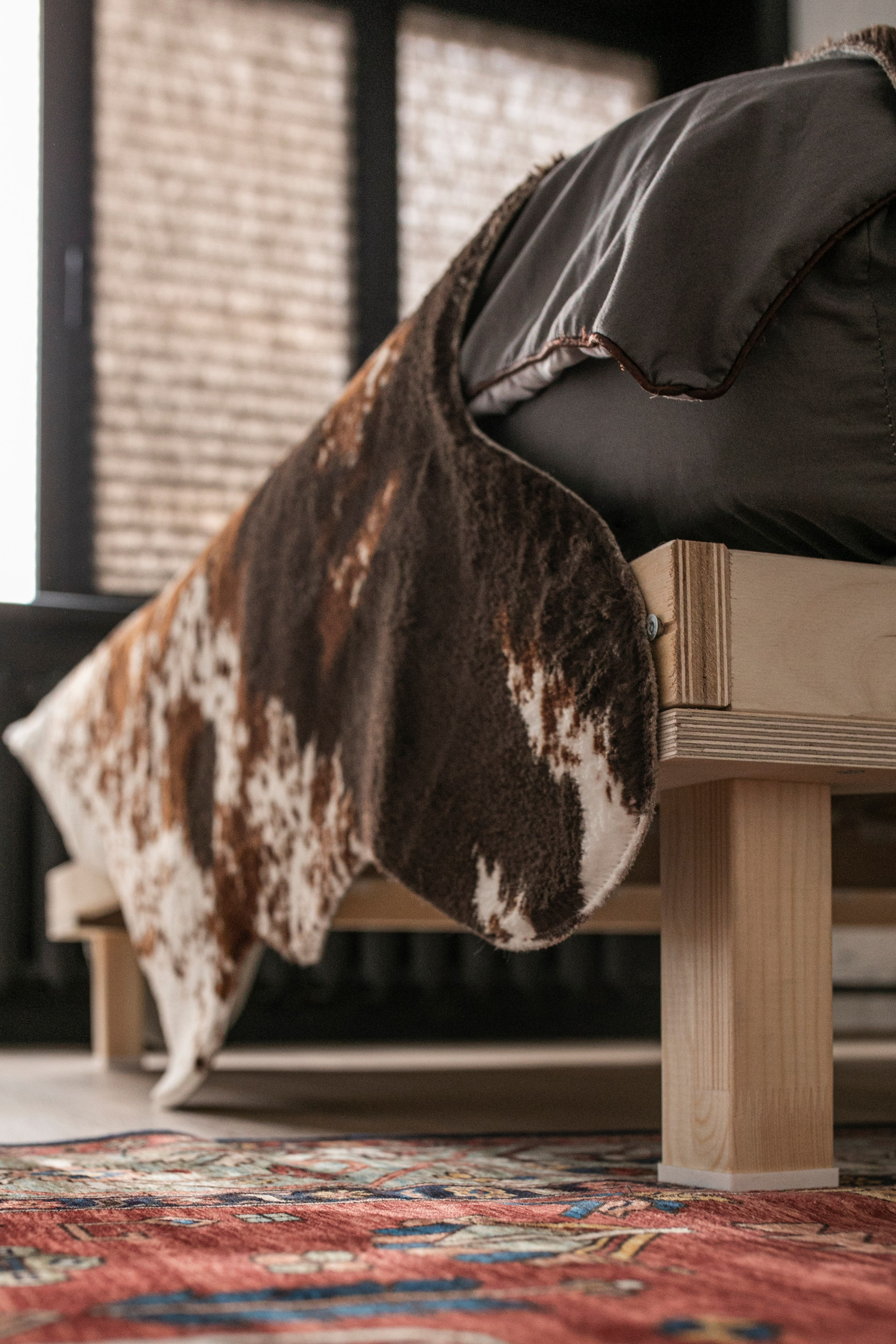 Суворовская 33. Ольга Пилант. АРТ, бэкстейдж, свадебная и семейная фотография, городской портрет, интерьерная фотография