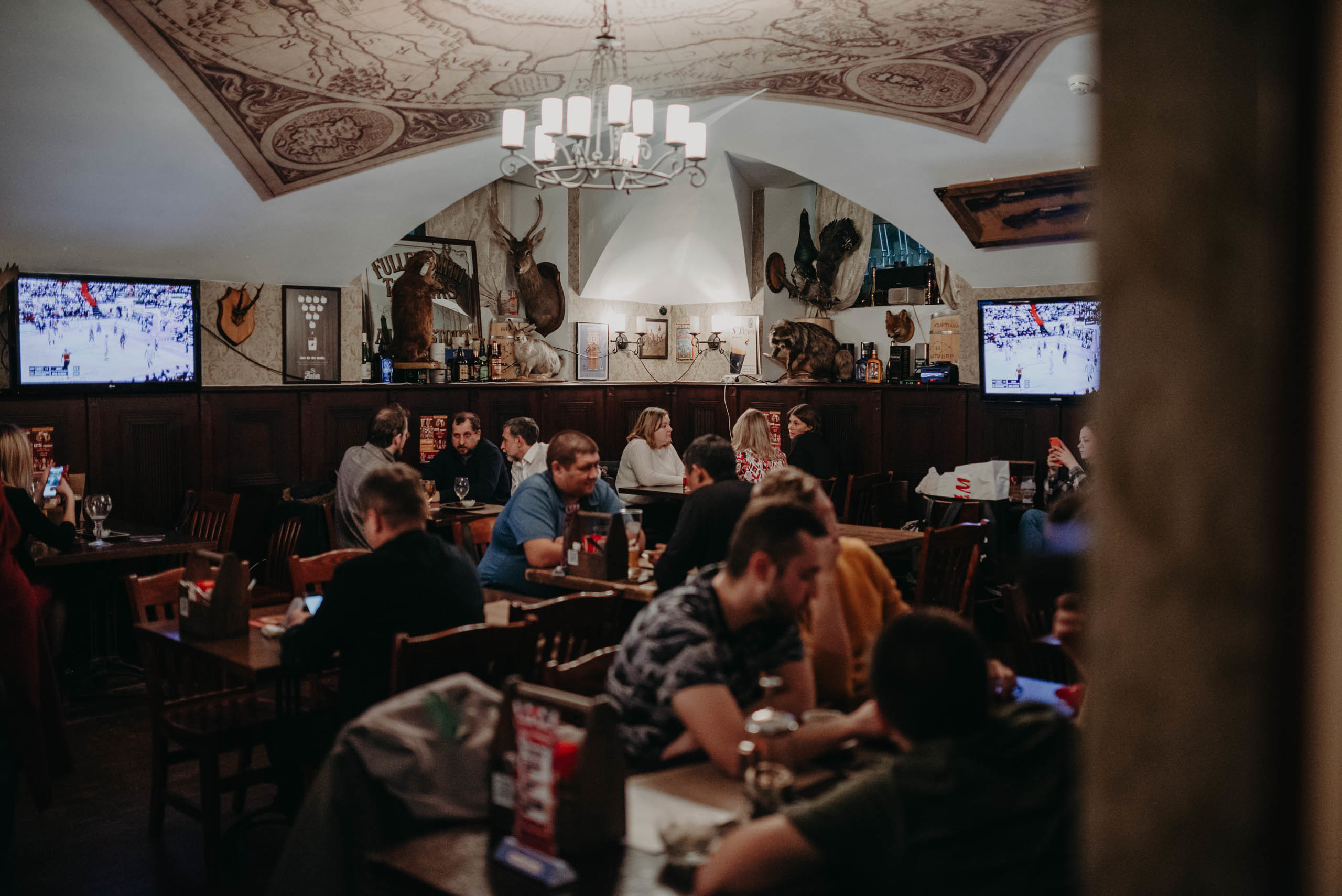 Бар St. Peters \ St. Anton PUB. Фотограф в Москве Илья Максимов