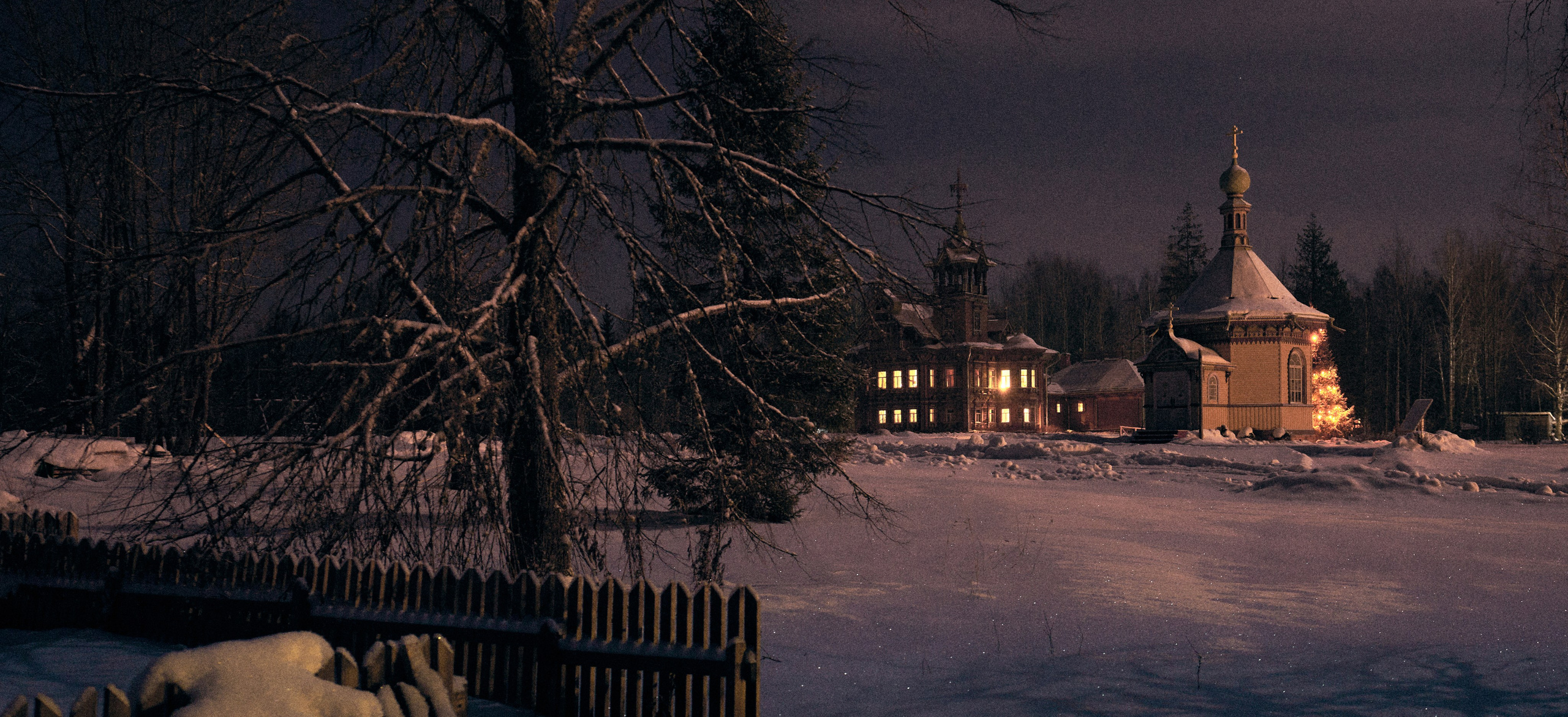 Лесной терем Асташово. Creative photographer Denis Klero