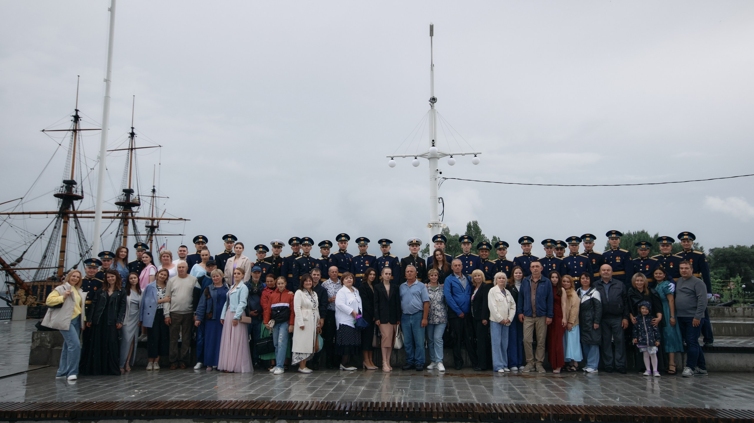 Выпуск Военно Воздушной Академии. Свадебный и репортажный фотограф Дмитрий Кононенко