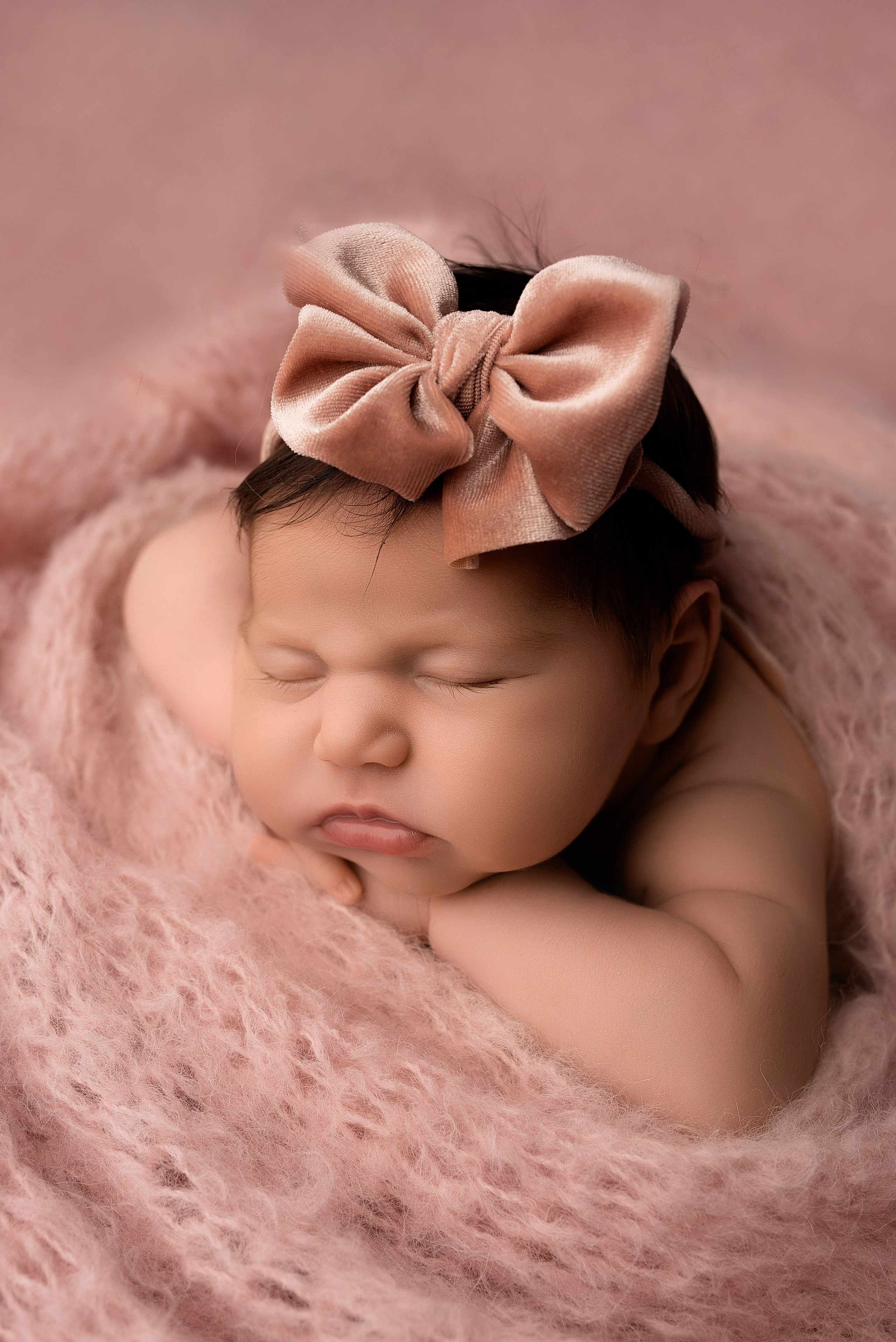 Новорождённые девочки. Детский фотограф новорождённых в Минске Боровик Екатерина