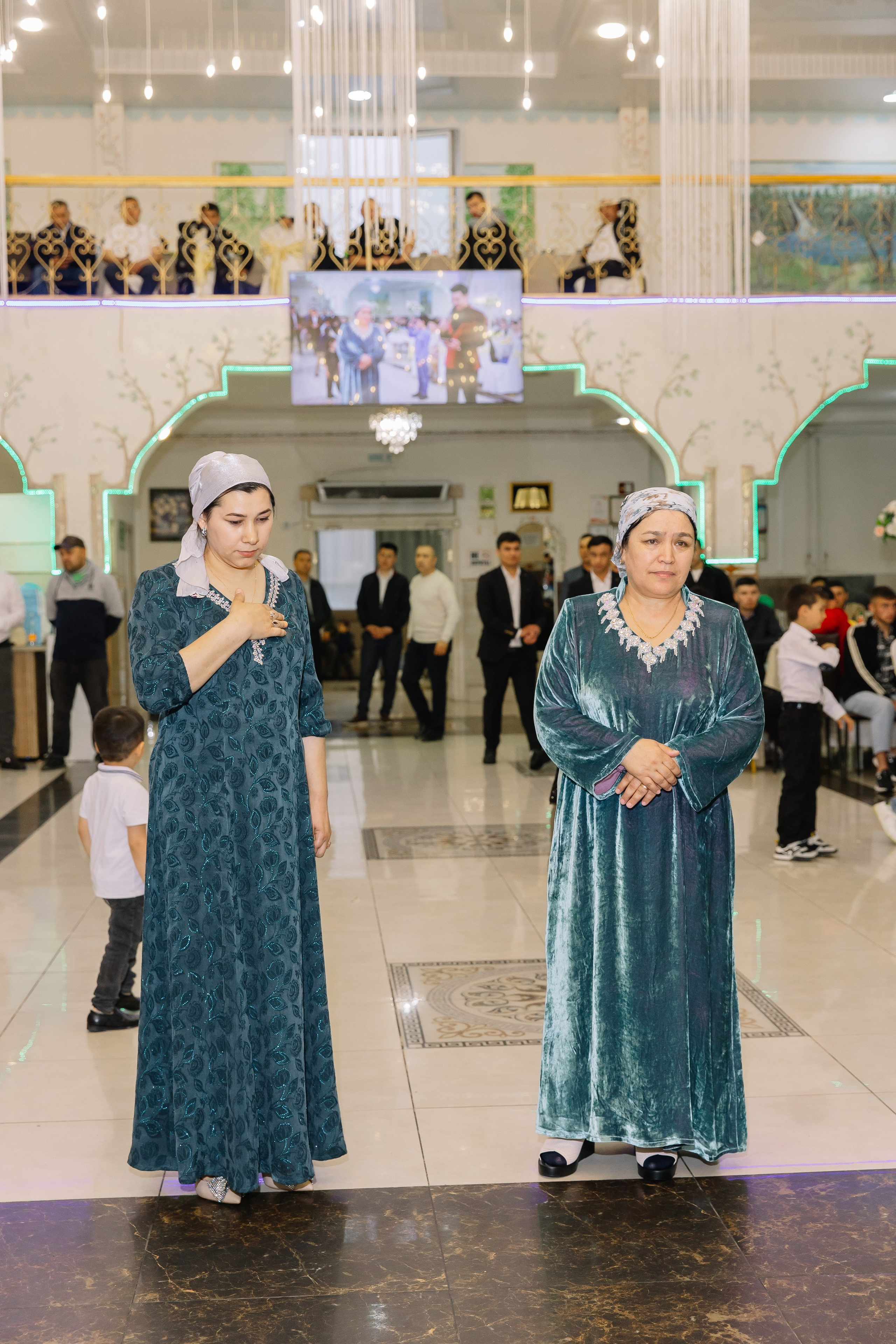 Свадьба Мадиброхим & Гулжамол. Свадебный фотограф в Новосибирске Лидия Александровна