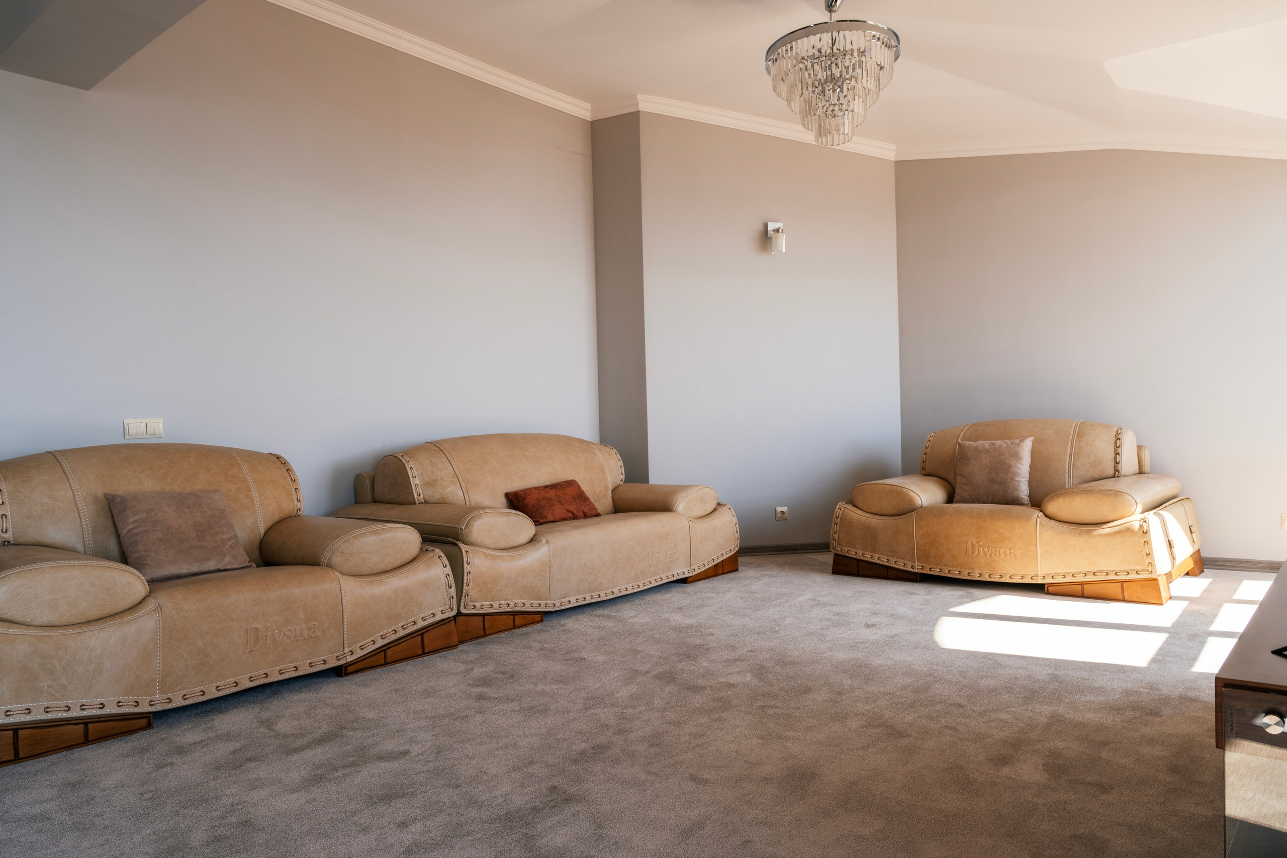 Грейс Фаорс. Главная