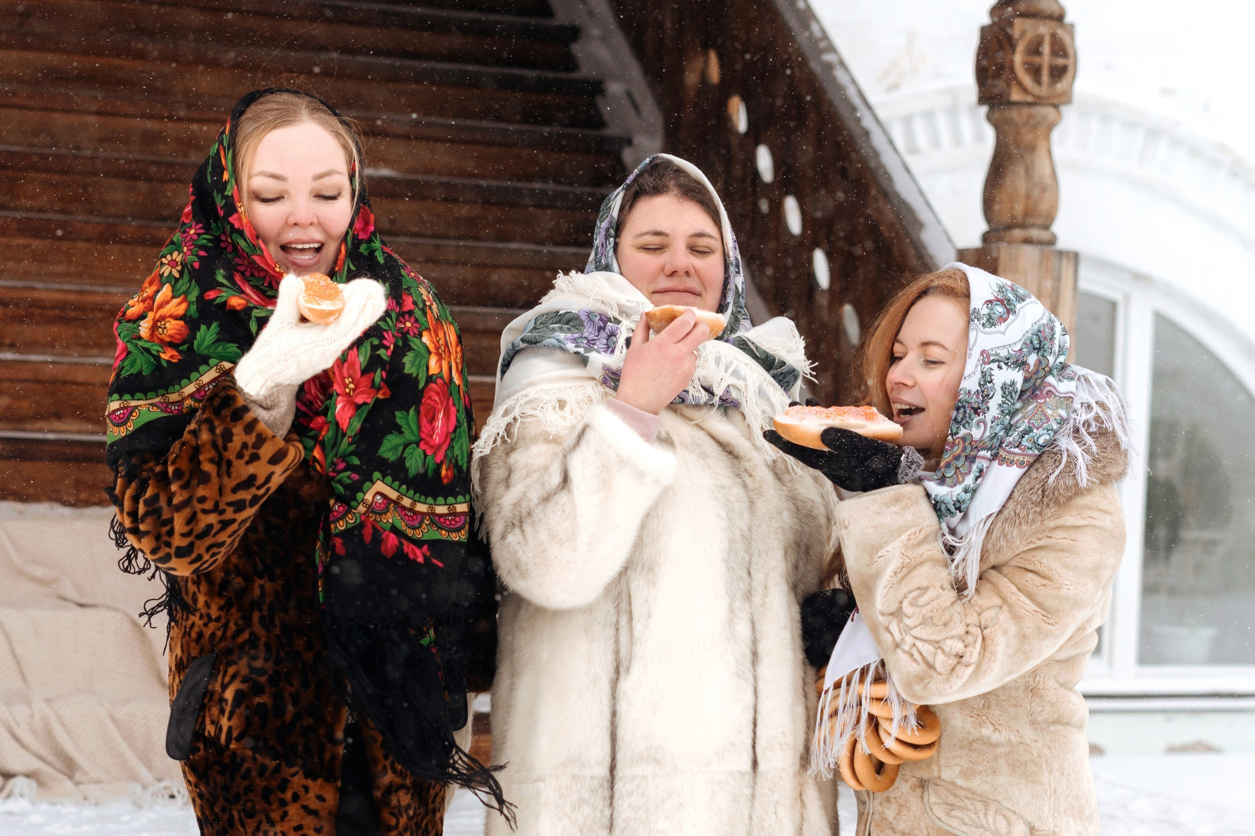 Звенит февральская вьюга. Мила Посвит Фотограф новорожденных в Тобольске