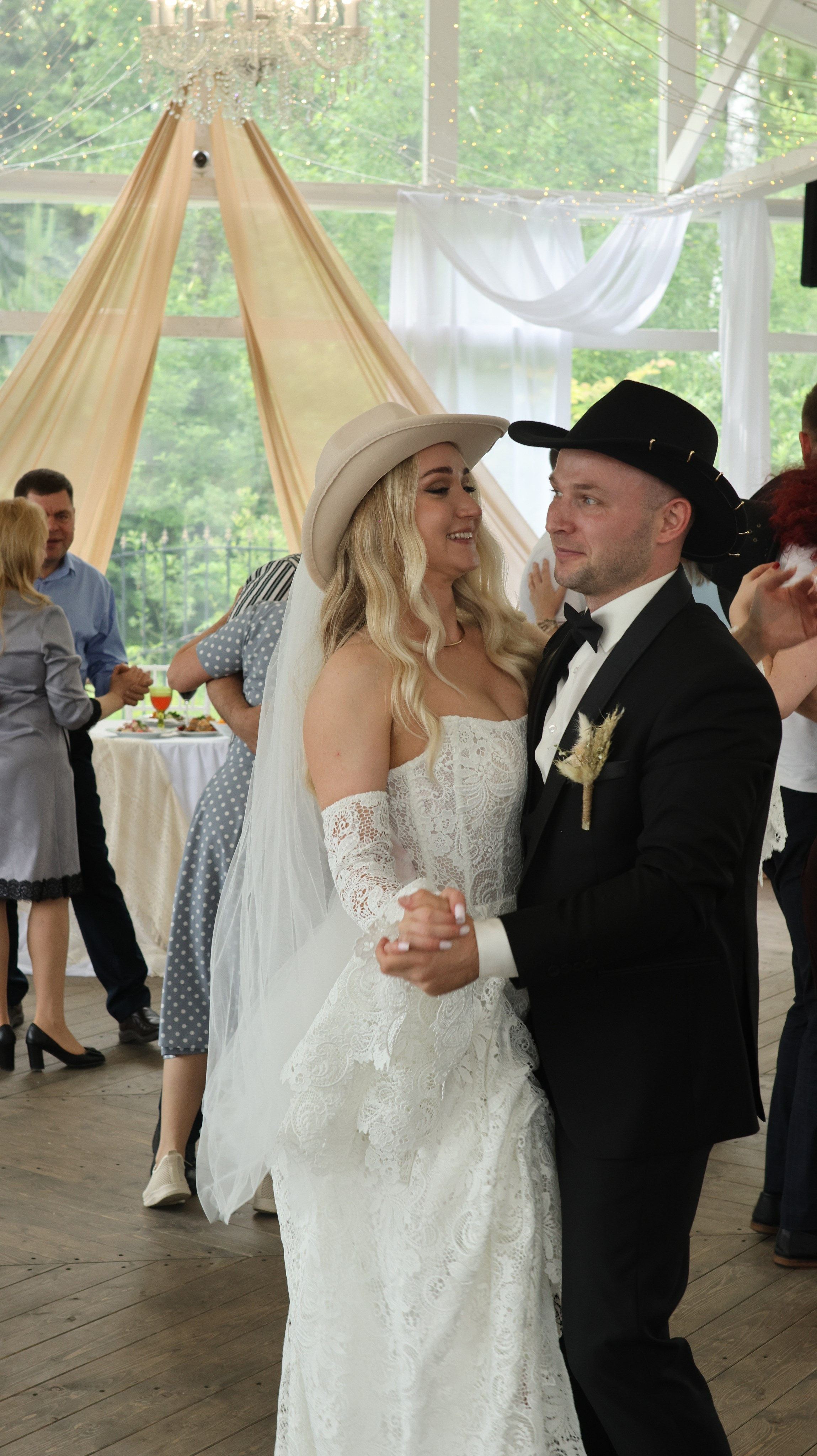 Максим & Анастасия. Фотография — это жизнь, освещенная вспышкой