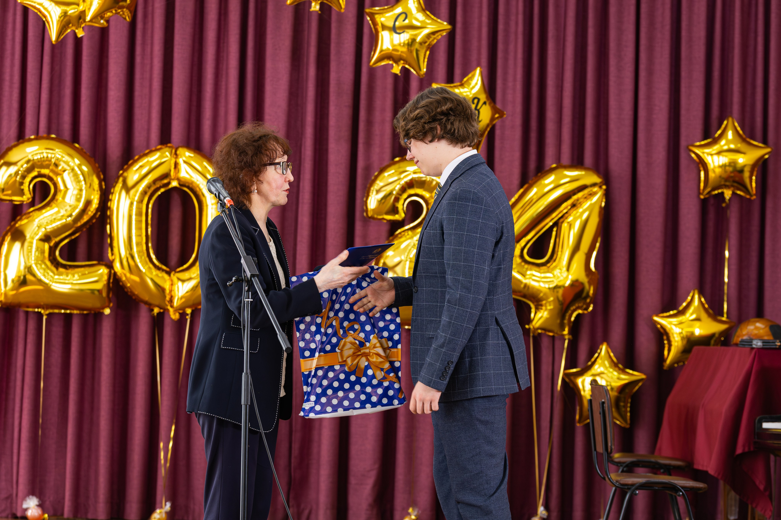 Выпускной музыкальная школа № 8. Фотограф Александр Поздняков  Новосибирск