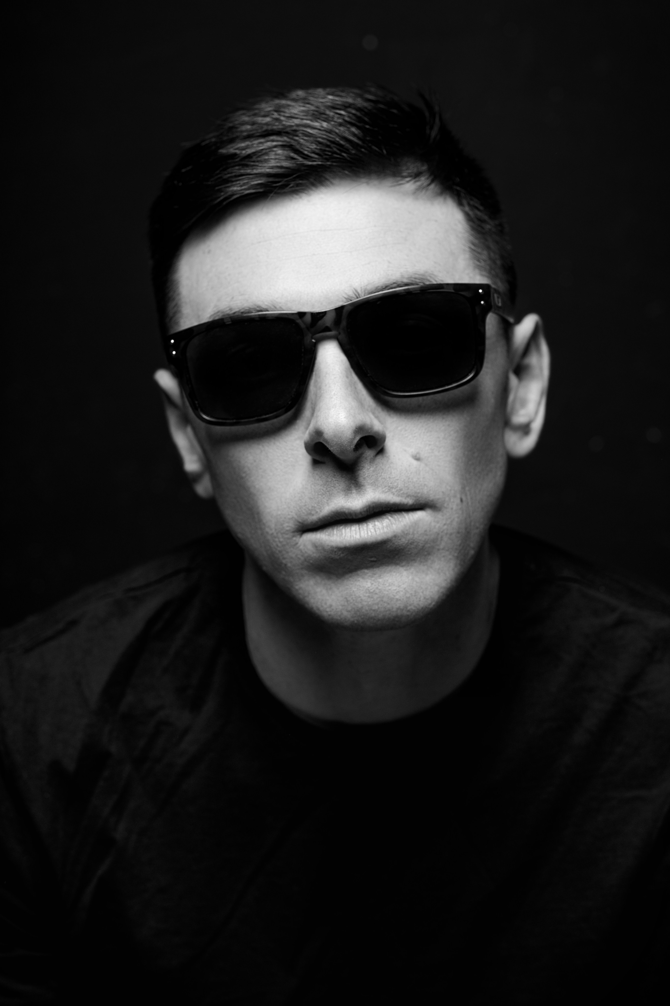 Студийная съемка мужских портретов. Alice_insomnia