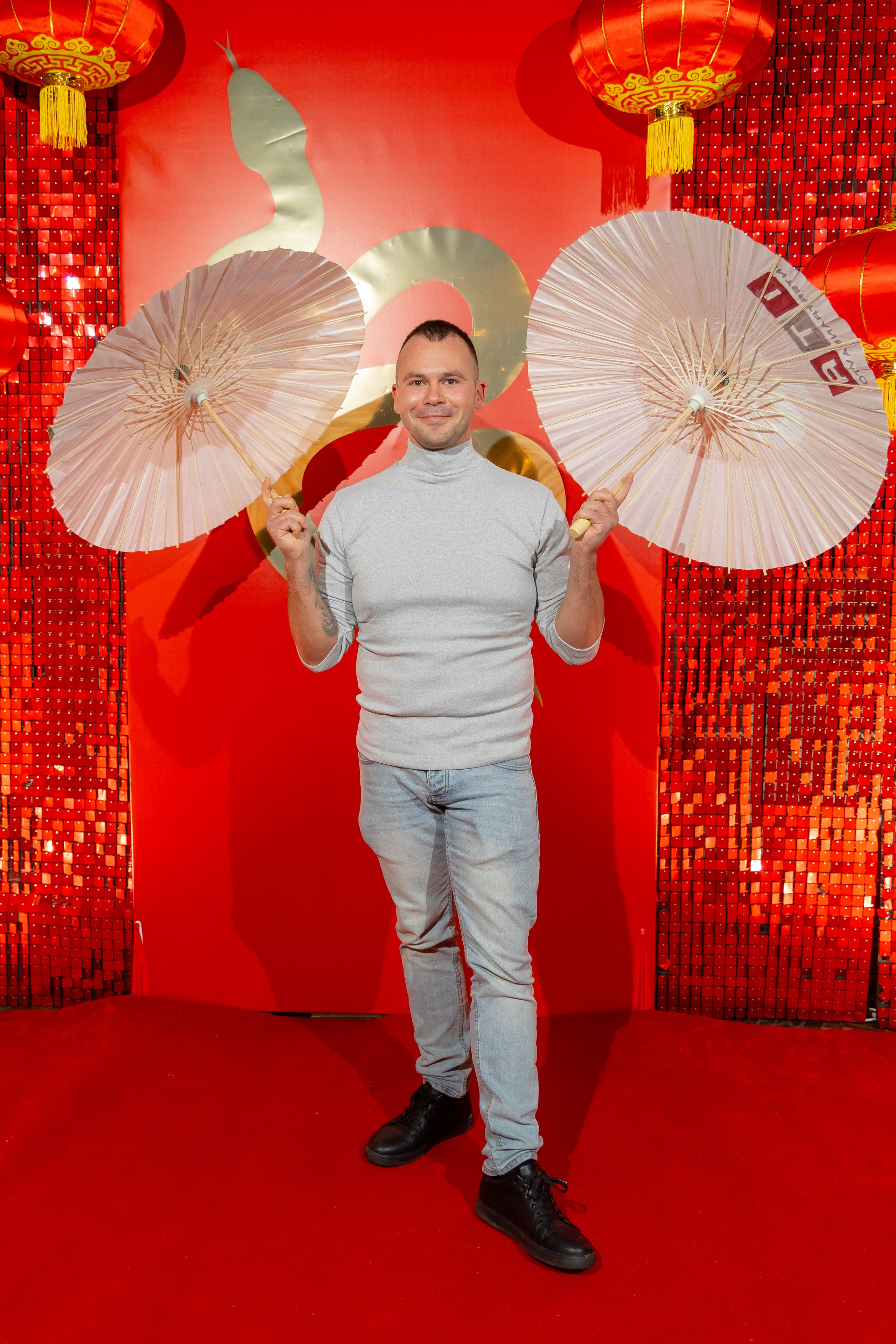 Корпоративная новогодняя съемка для логистической компании ИТА. Свадебный фотограф в Минске/Беларуси Сергей Спиридонов