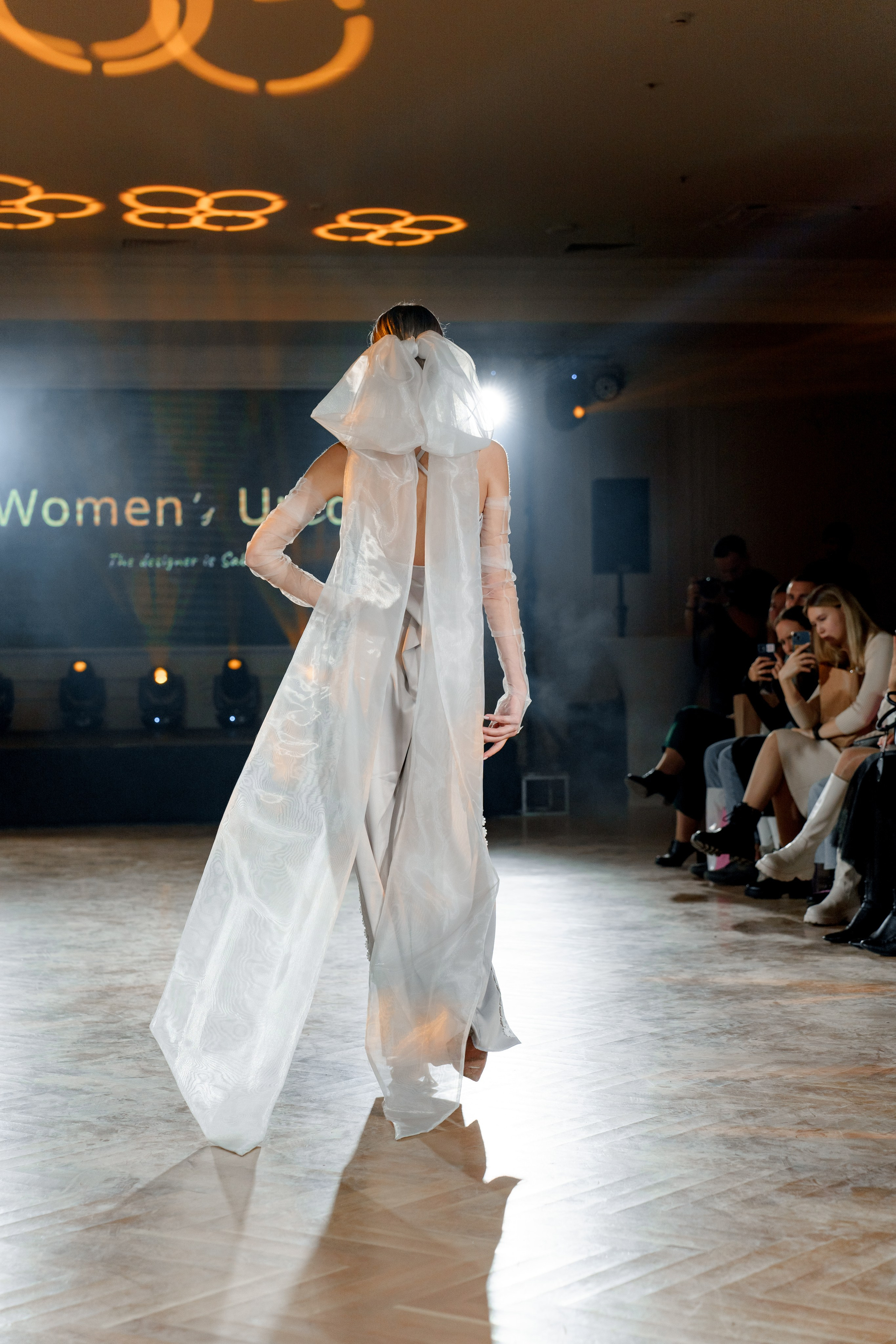 Выставка свадебных специалистов «Свадьба на 1000%». Свадебный фотограф в Санкт-Петербурге