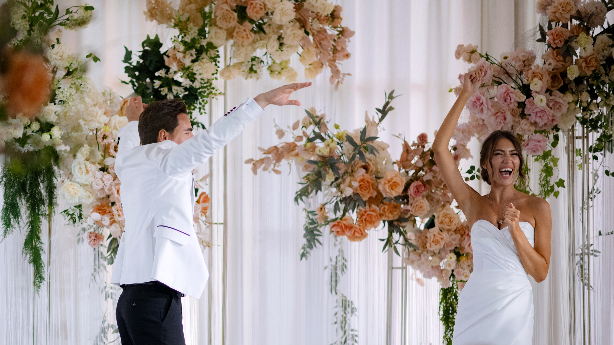 Саша & Рома. Фотограф Александр Захар. Минск, Москва, Дубай