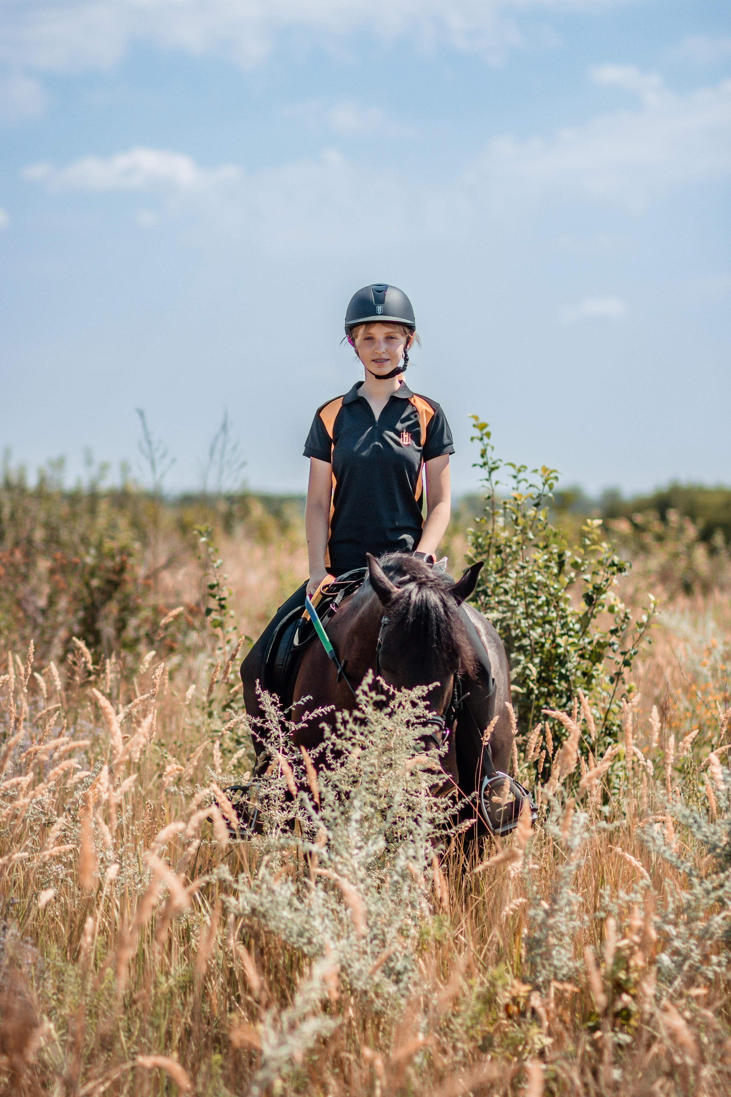 Выезды в поля на лошади