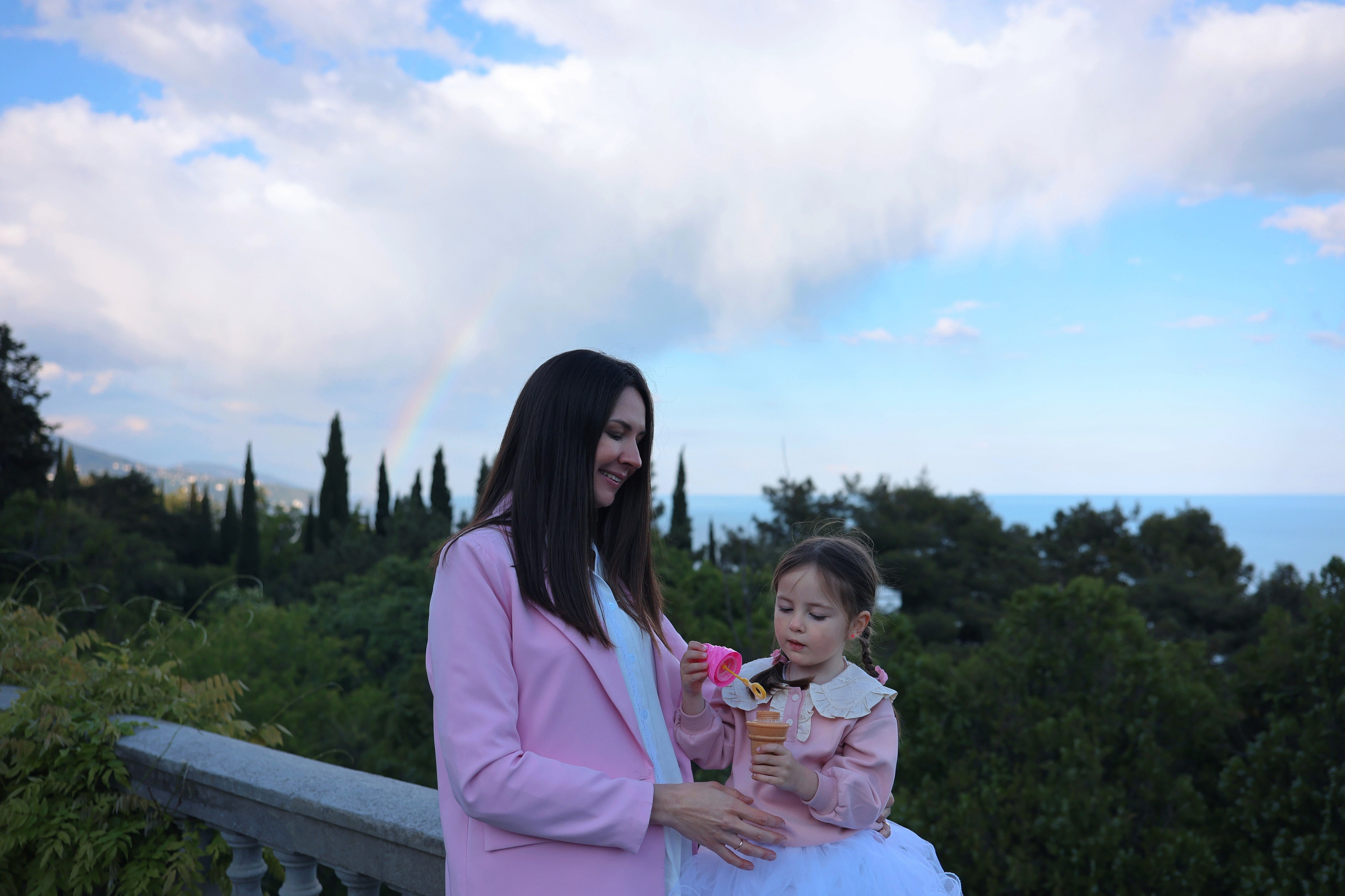 Таня и Кира: Ливадийский дворец. Фотограф в Ялте