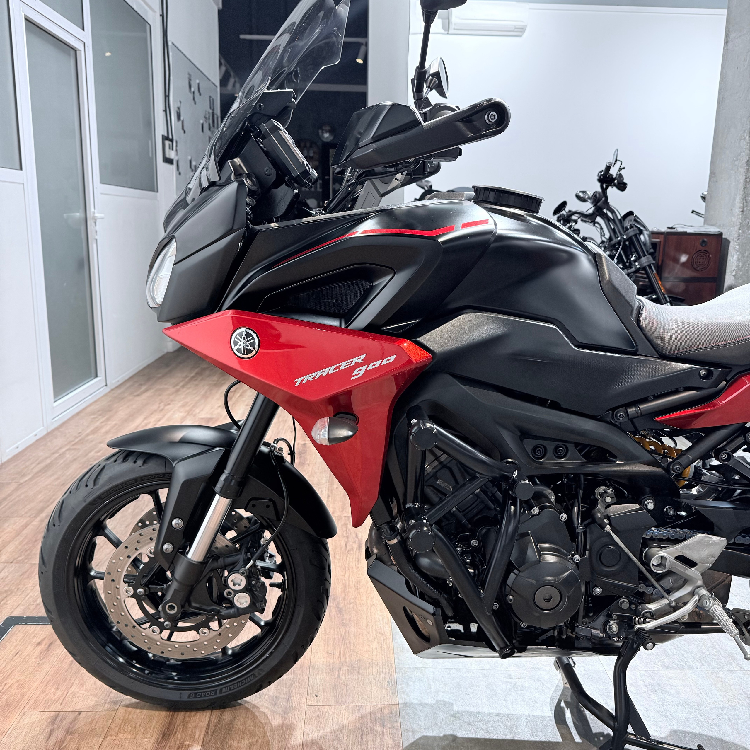 Yamaha MT-09 Tracer (FJ-09). Hello Davidson, Москва. Только хорошие мотоциклы…