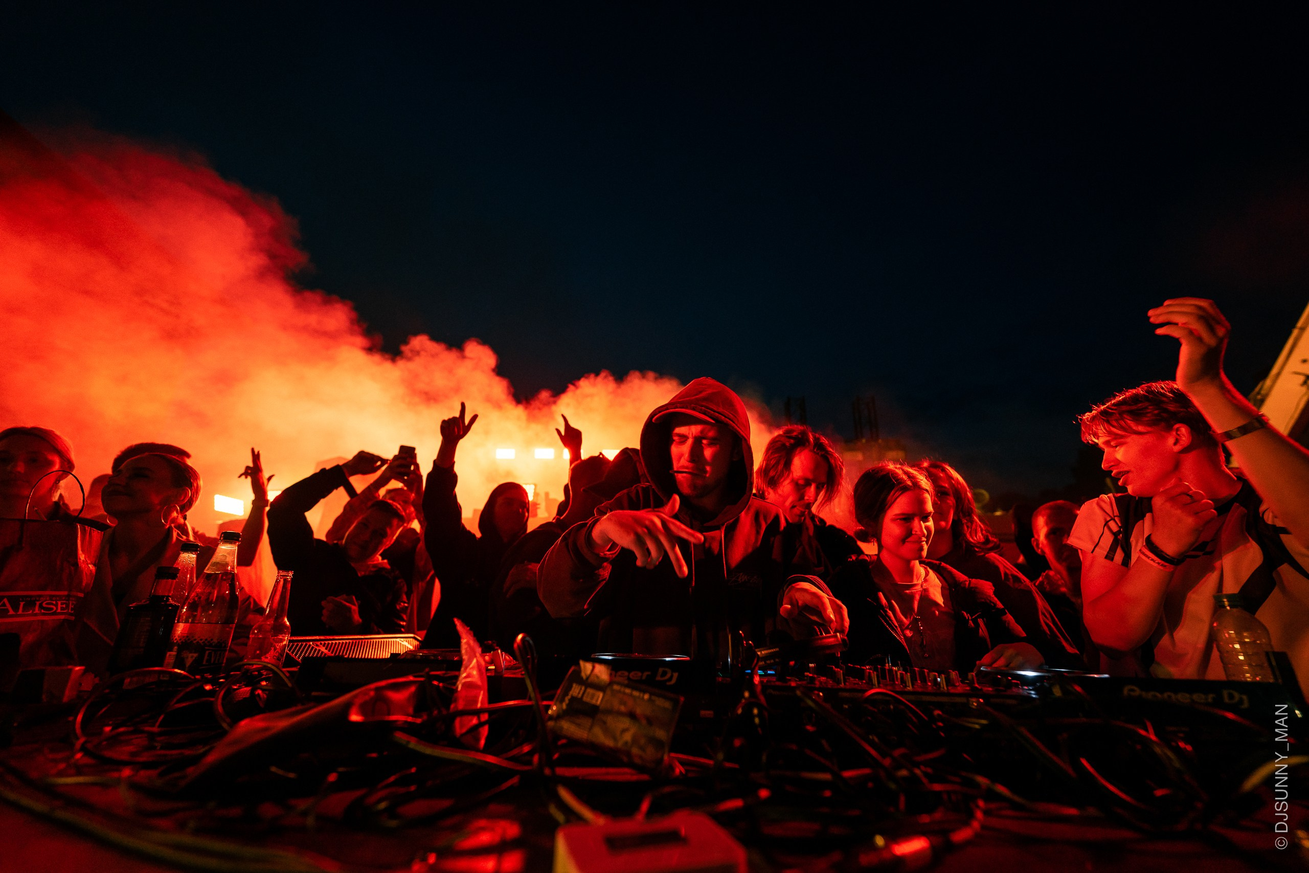 Metro Gorkovskaya. Sunnyman