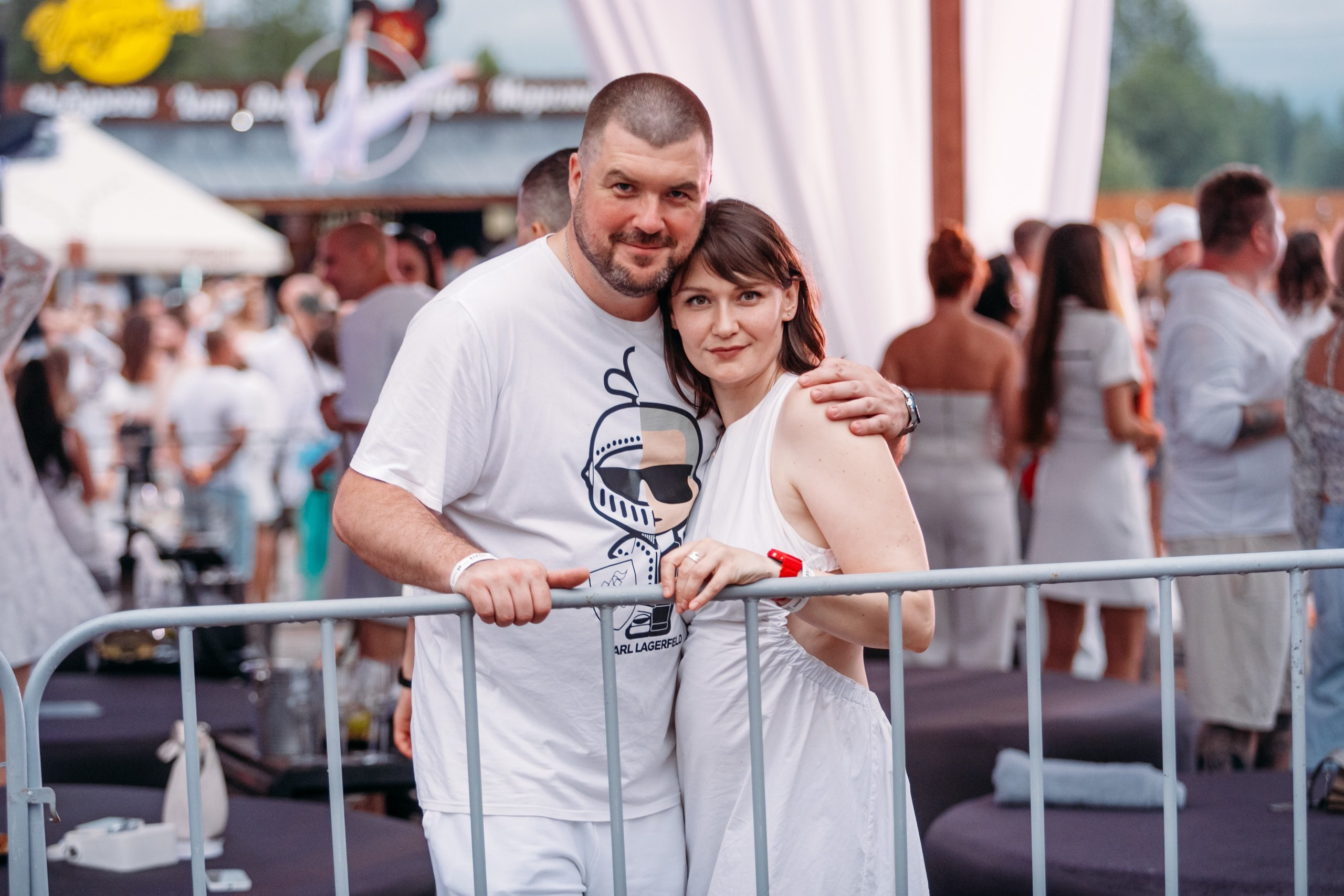 White Party @ Бархат парк. Репортажный фотограф Максим Полянский. Москва, Санкт-Петербург, Красноярск