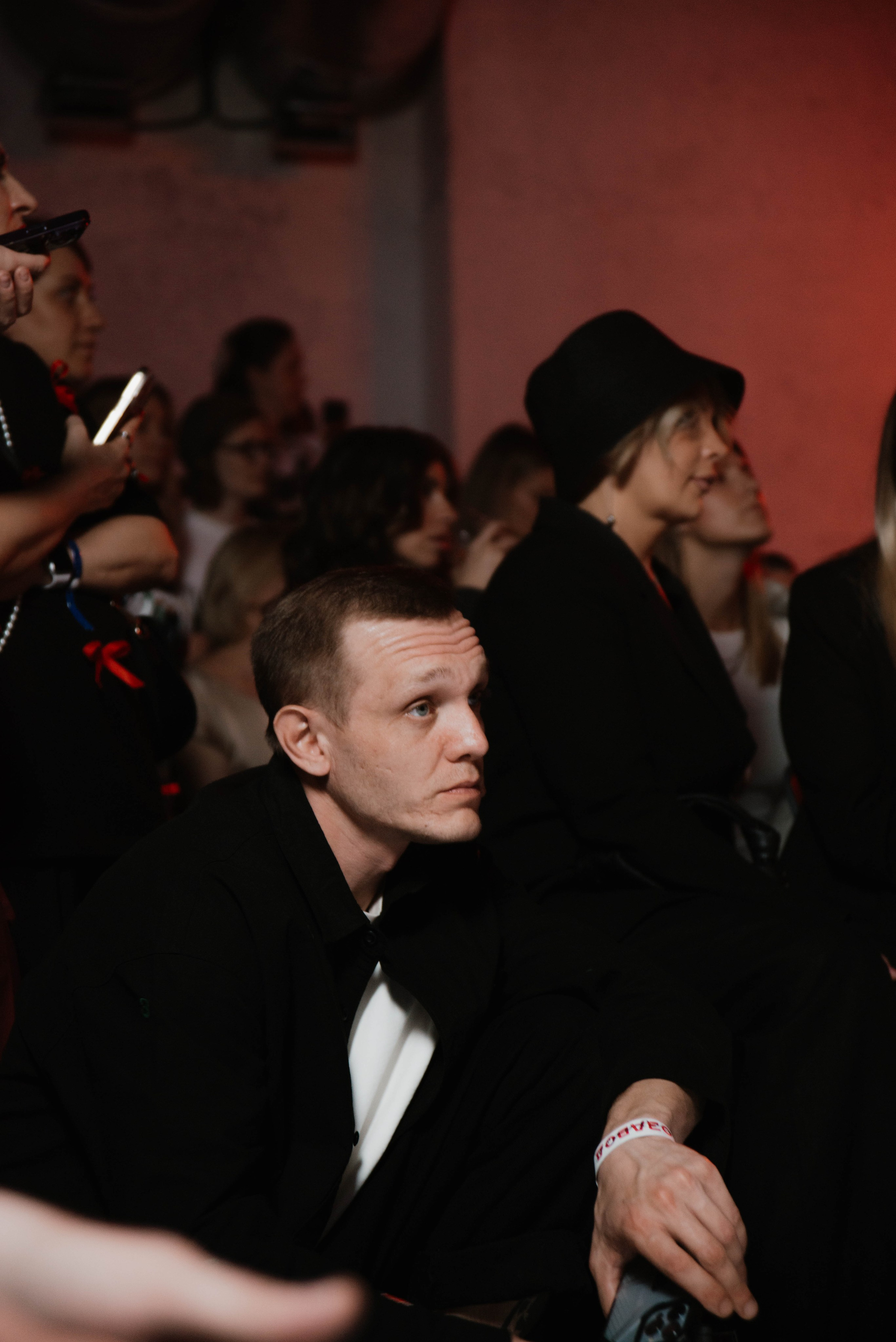 Показ «Красный Шум». Ксения Glossa. Портретный и репортажный фотограф в Самаре