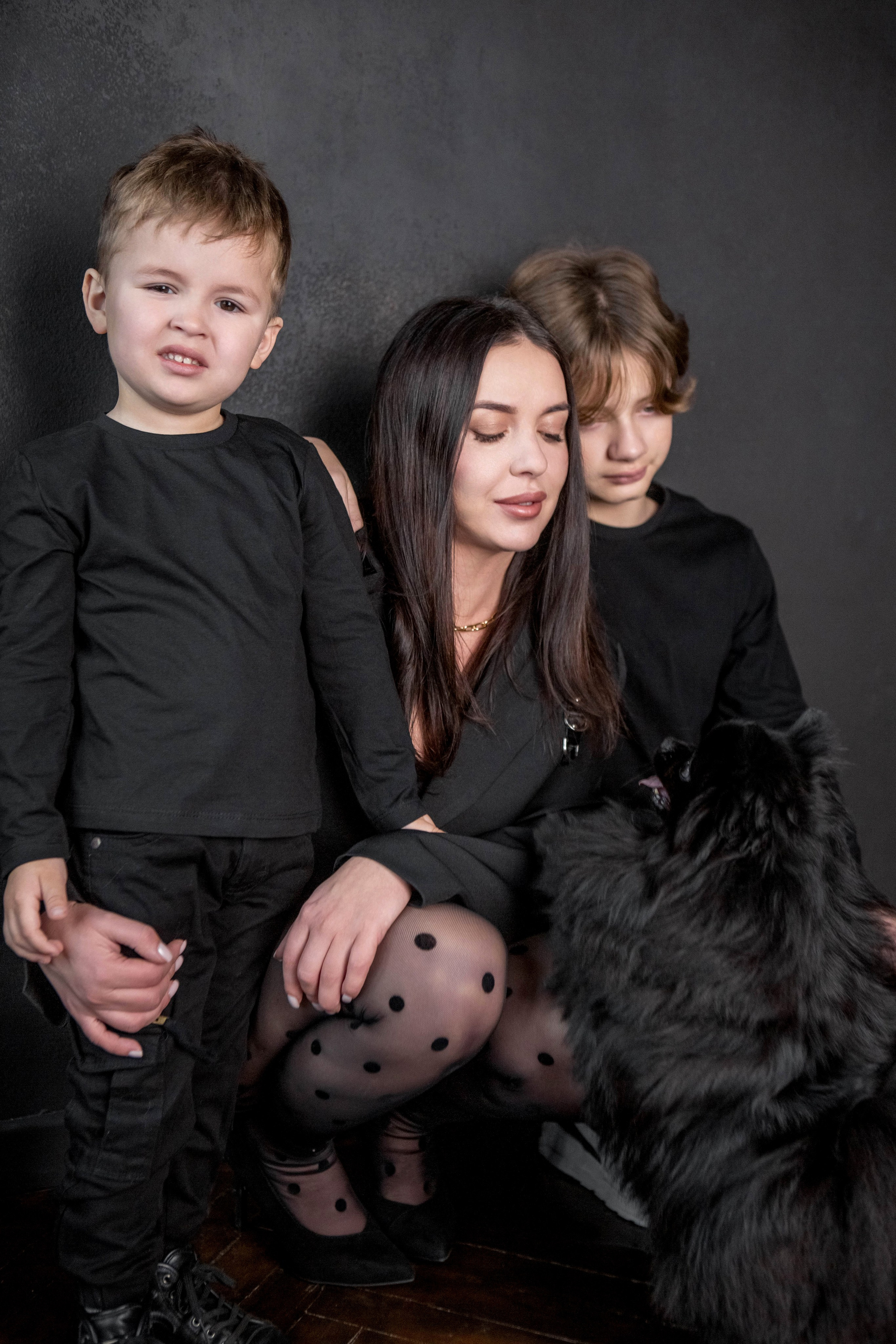 Мама и сыновья. Фотограф Екатерина Голицына