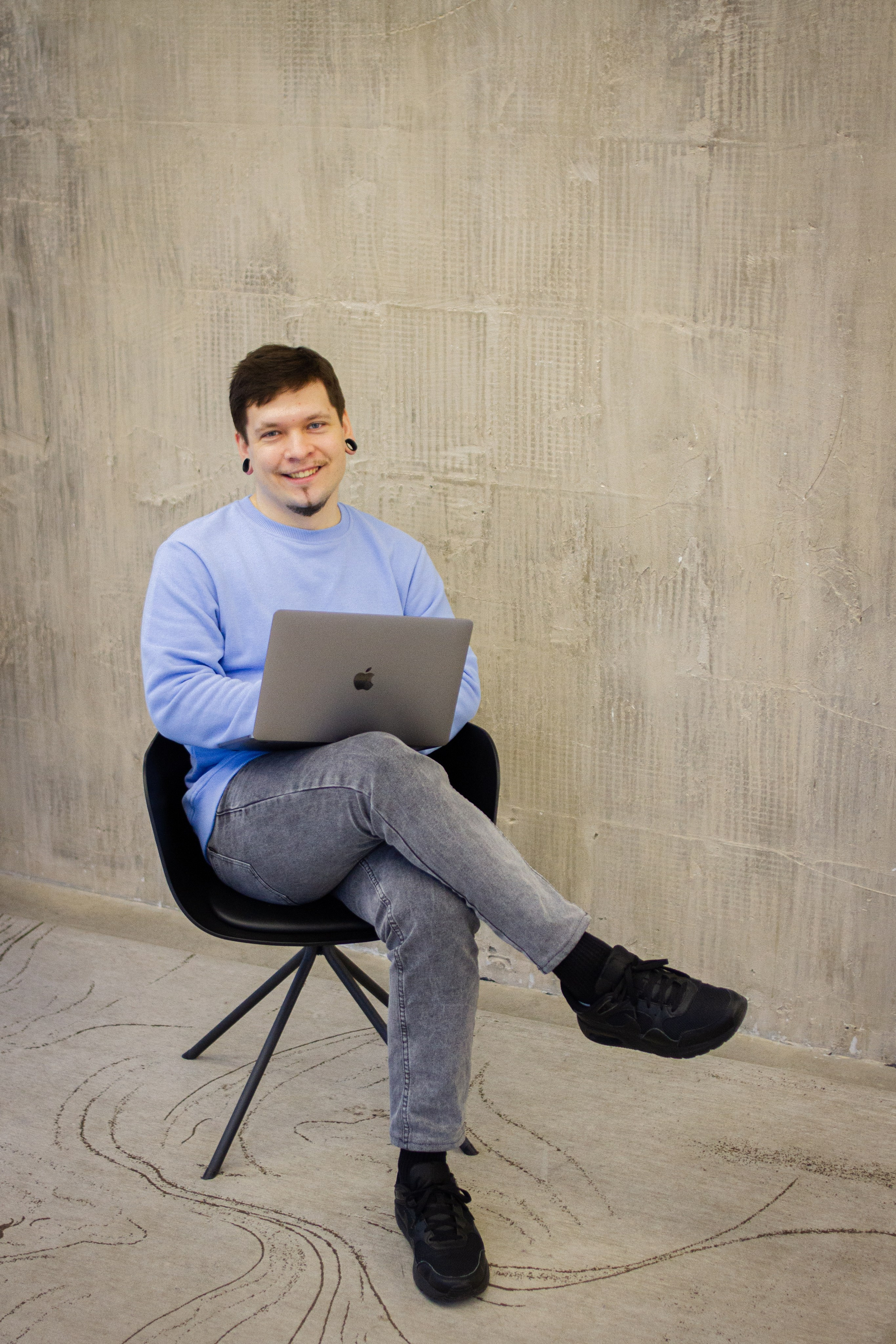 Владислав. Главная