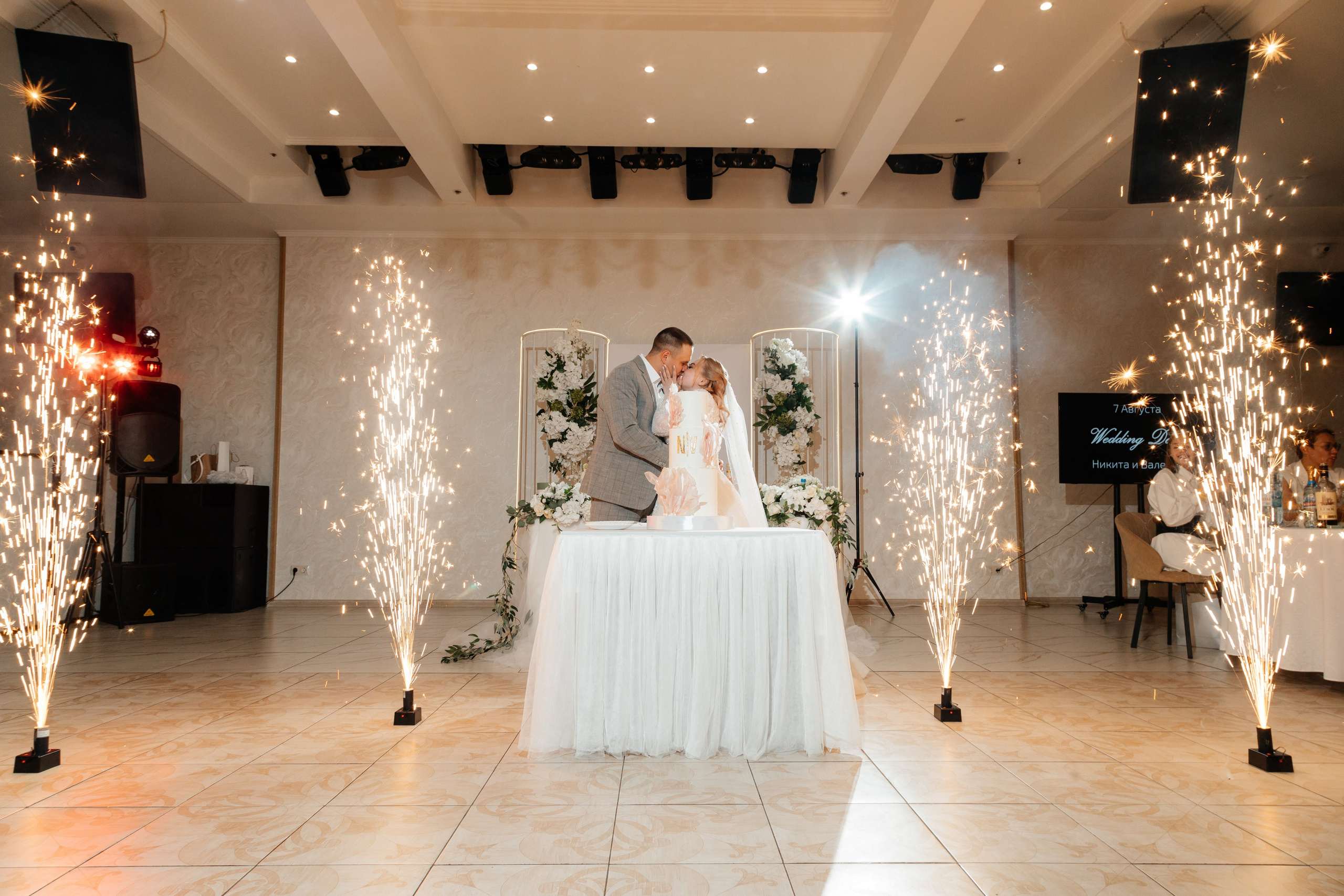 Никита и Валерия: свадебная история в каждом мгновении. Фотограф Семён Гнеушев