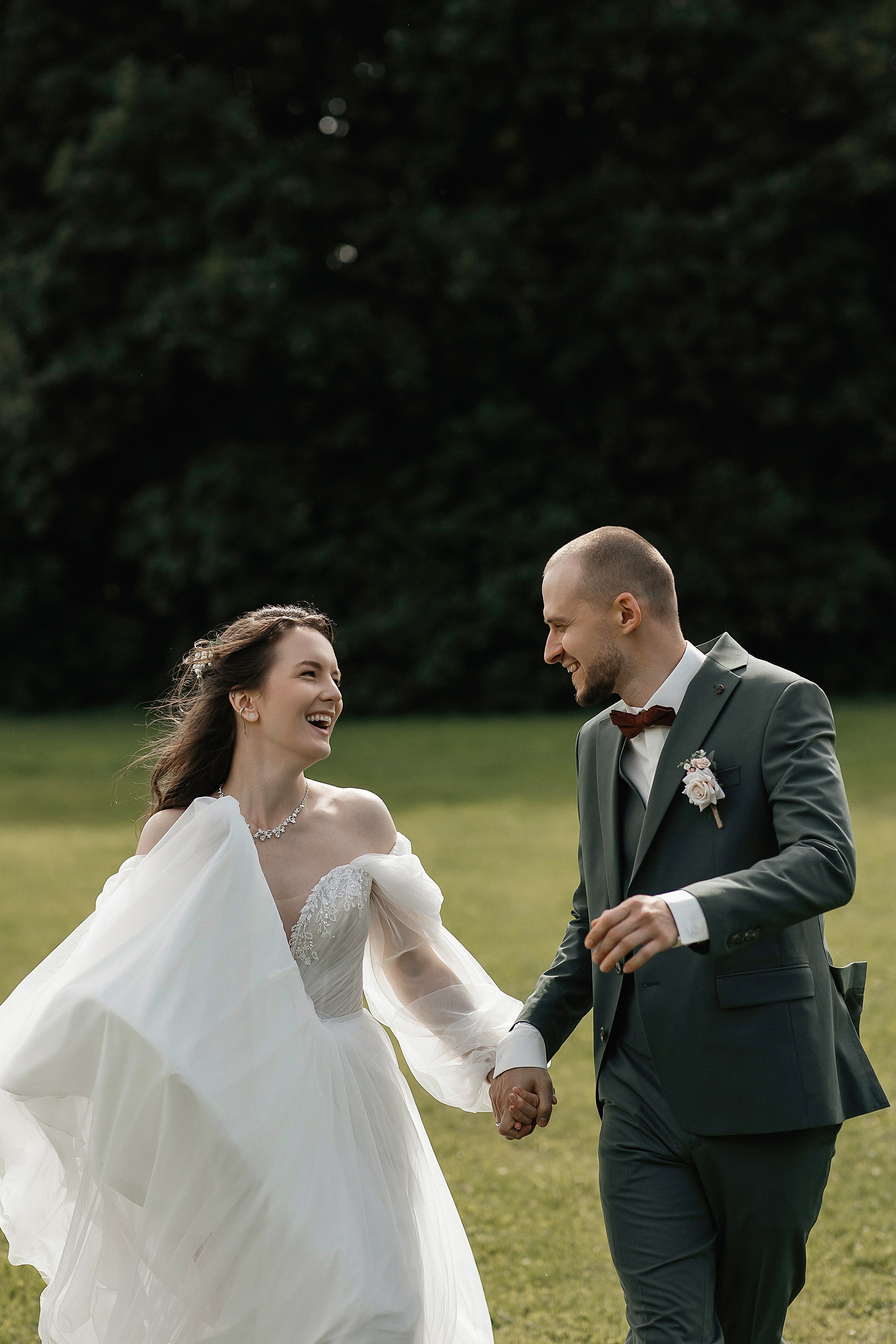 Свадебная фотосессия в Главном Ботаническом саду имени Цицина