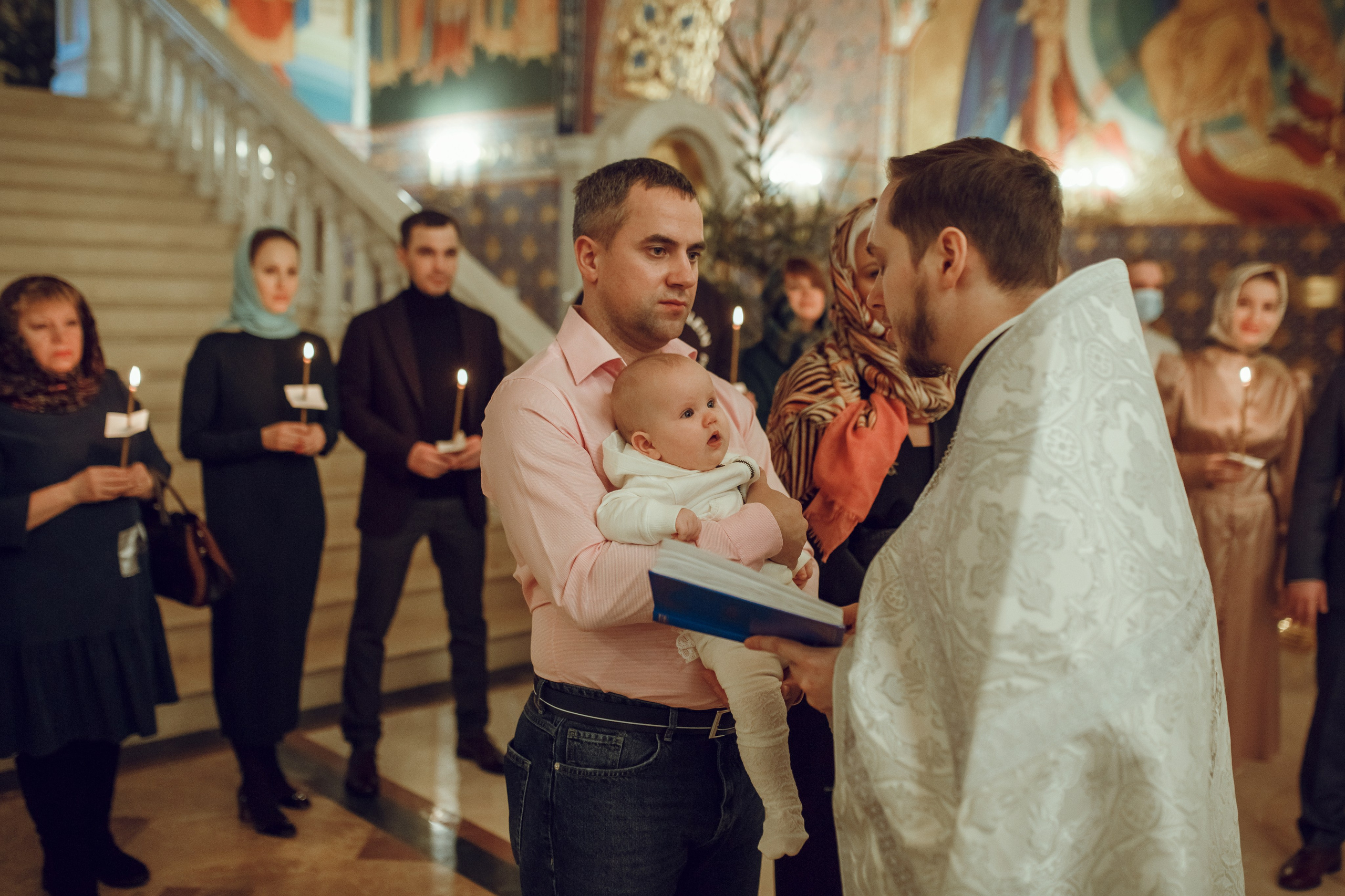 Крещение Виктории. Фотограф на Крещение, семейный фотограф в Москве