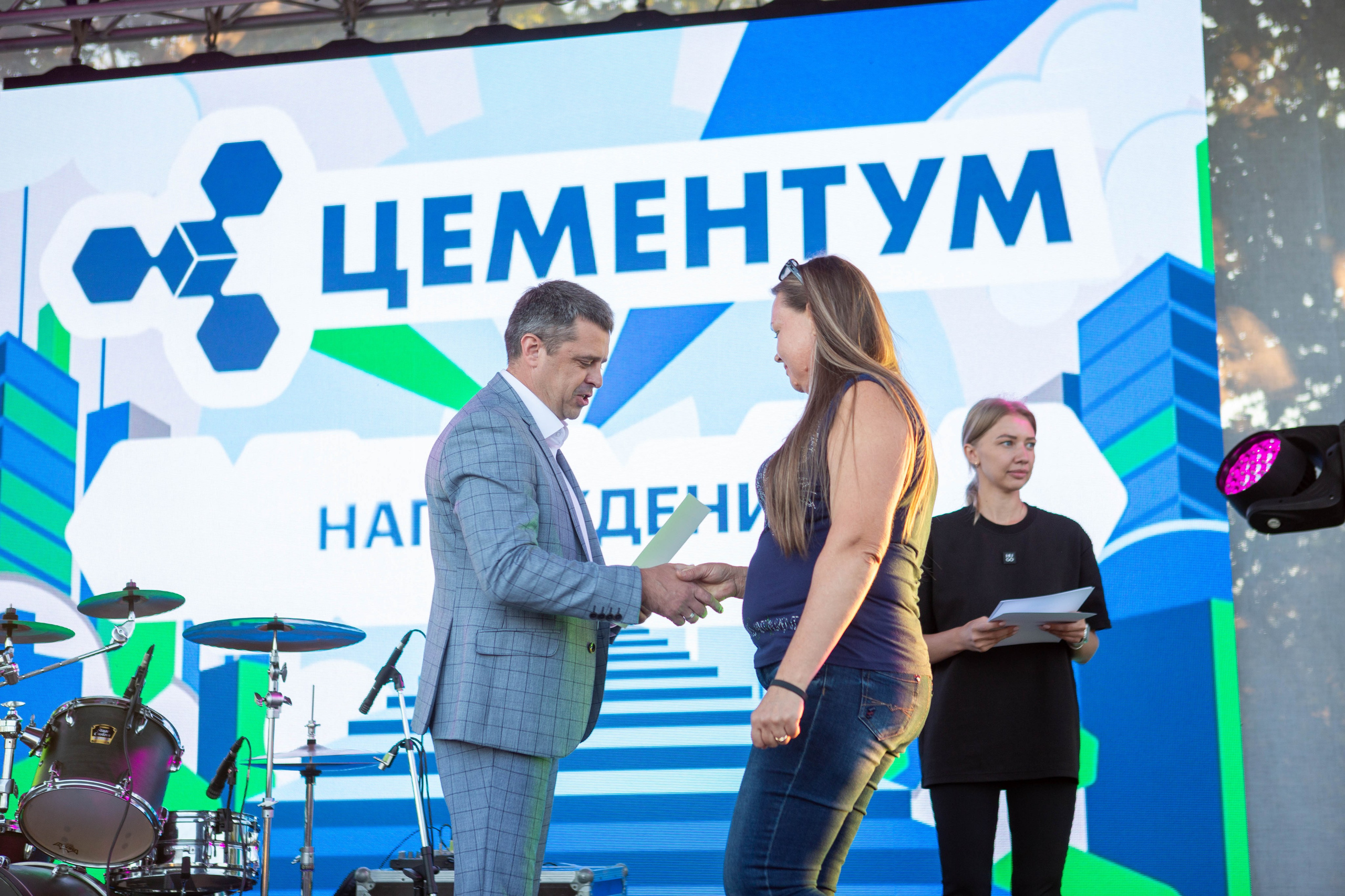 Корпоратив: «Цементиум». Свадебный и предметный фотограф Ренат Каламперов
