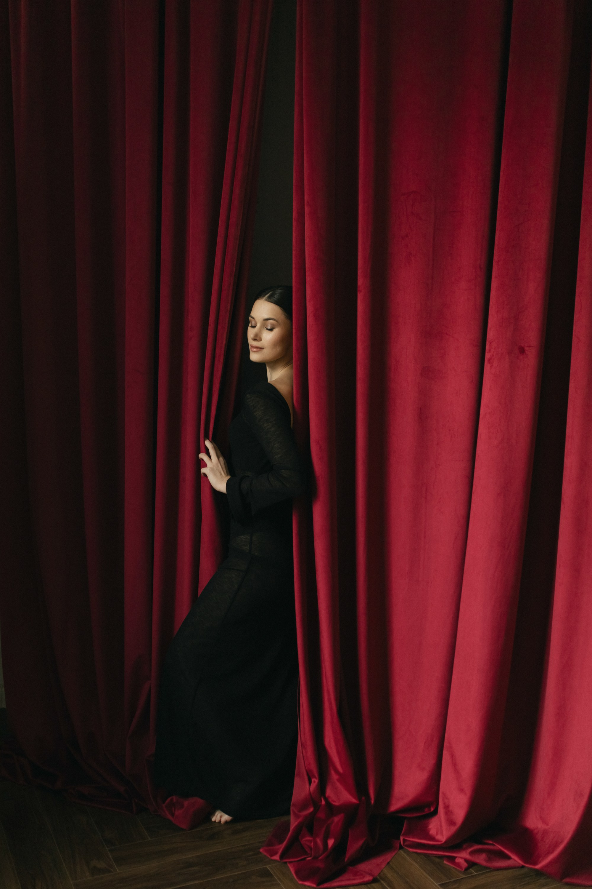 «ЖЕНЩИНА В ЧЕРНОМ». Maria Startseva Photo