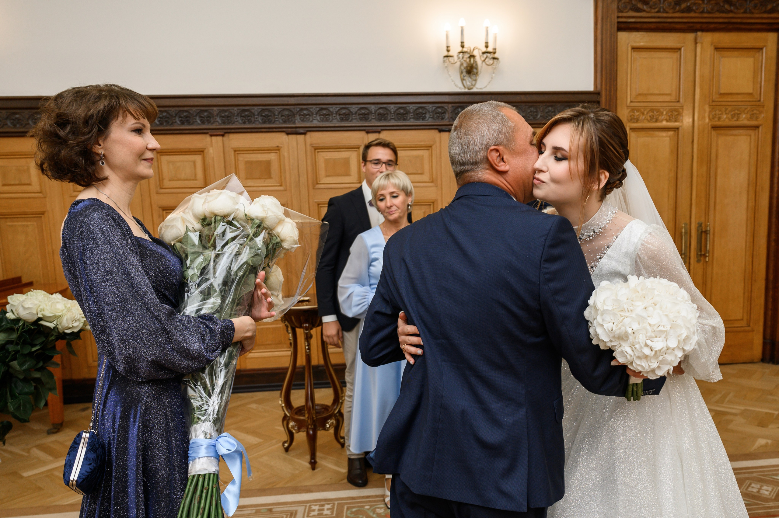 Свадебный фотограф Москва Юрий Кульман ВДНХ. Свадебный фотограф Москва Юрий Кульман