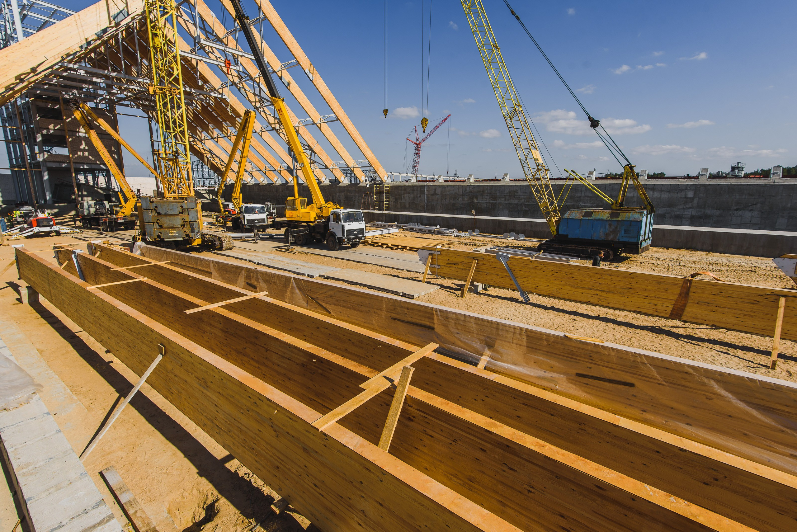 Незавершенное строительство. Фотограф Олег Юршевич Солигорск Минск