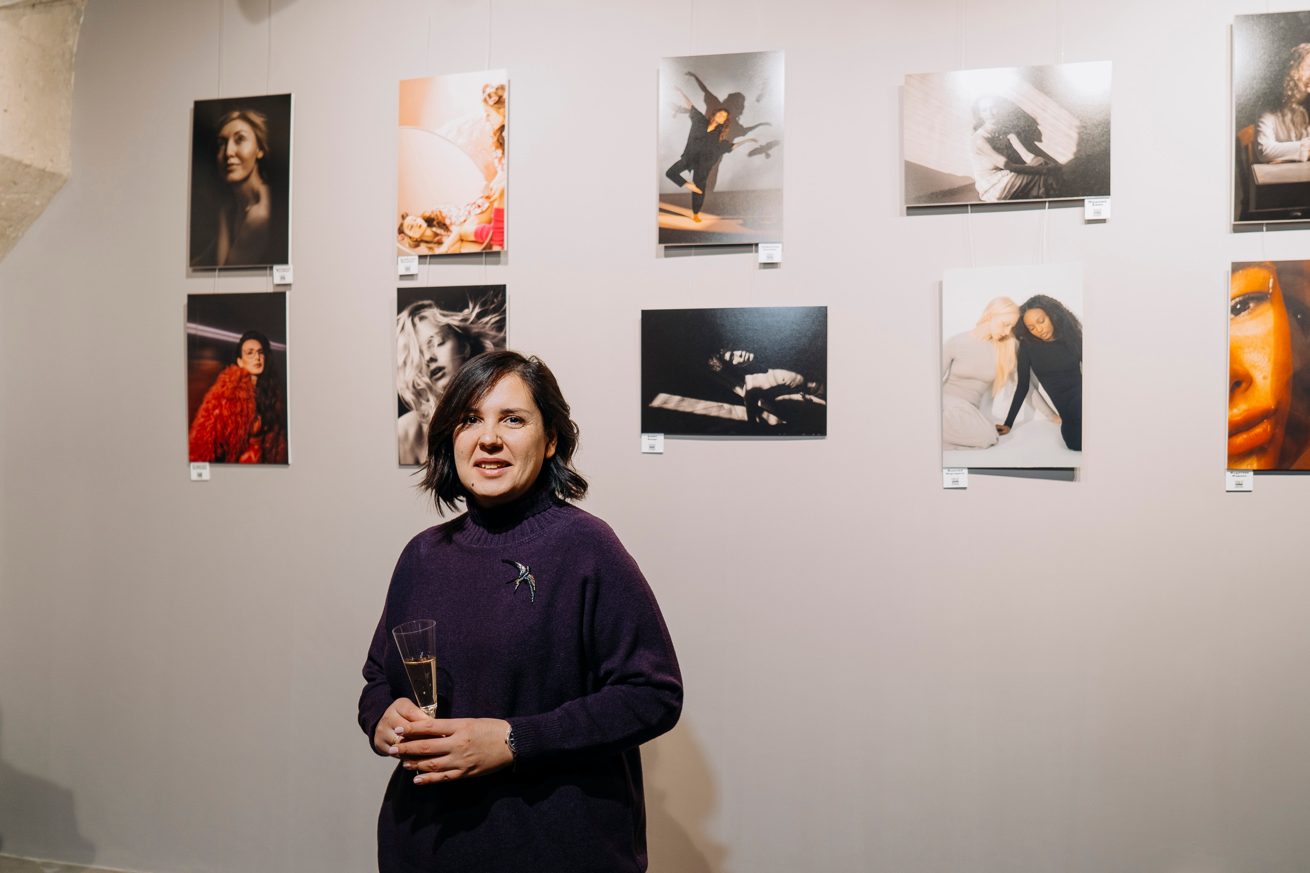 Вернисаж фотовыставки MFamilia «Гармония различий». Организация фотовыставок в Петербурге и Москве, MFamilia (МФамилия)