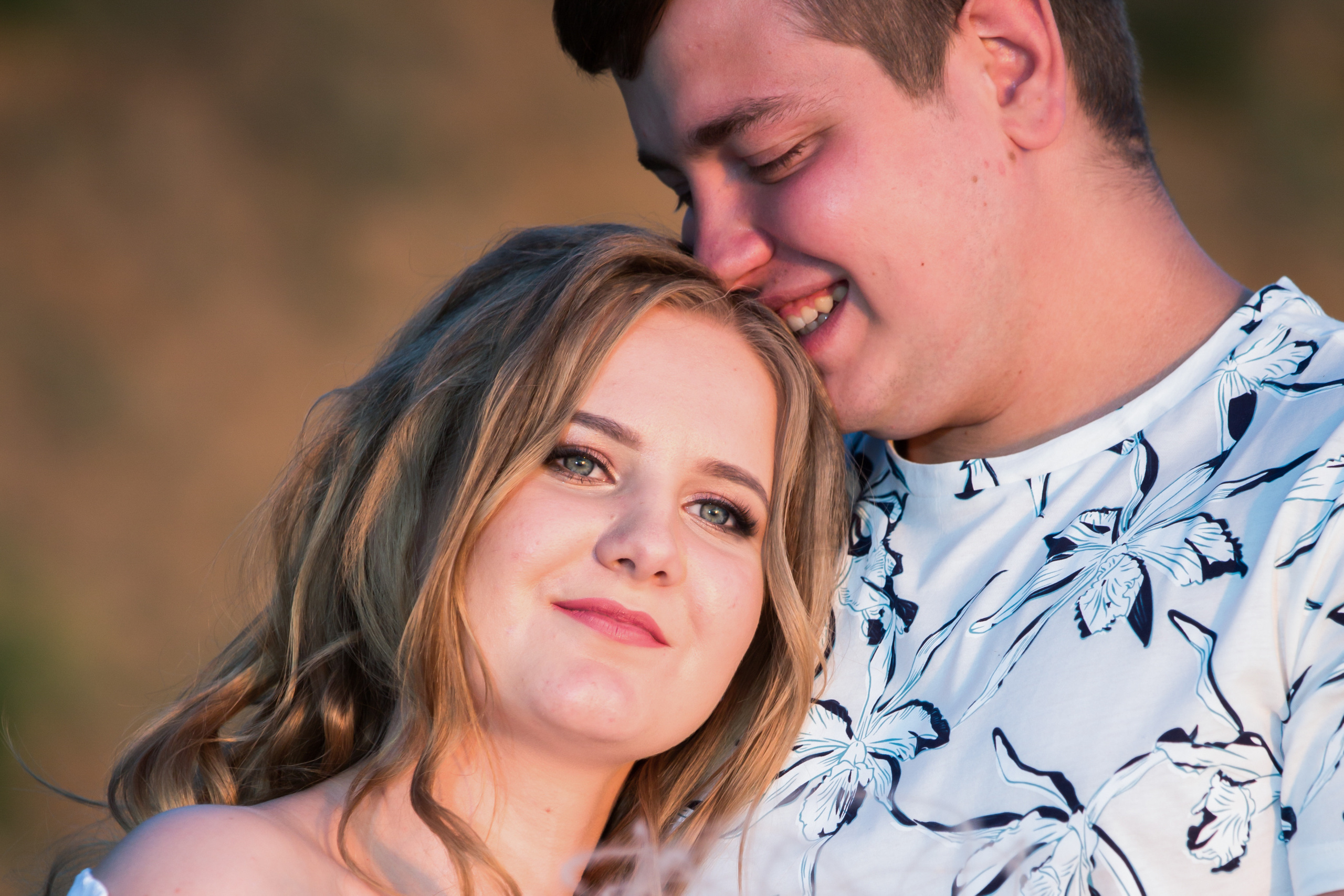 Фотосъемка лав стори в Тольятти (Ягодное). Свадебный фотограф, видеограф в Самаре, Самарской области. Видеосъемка