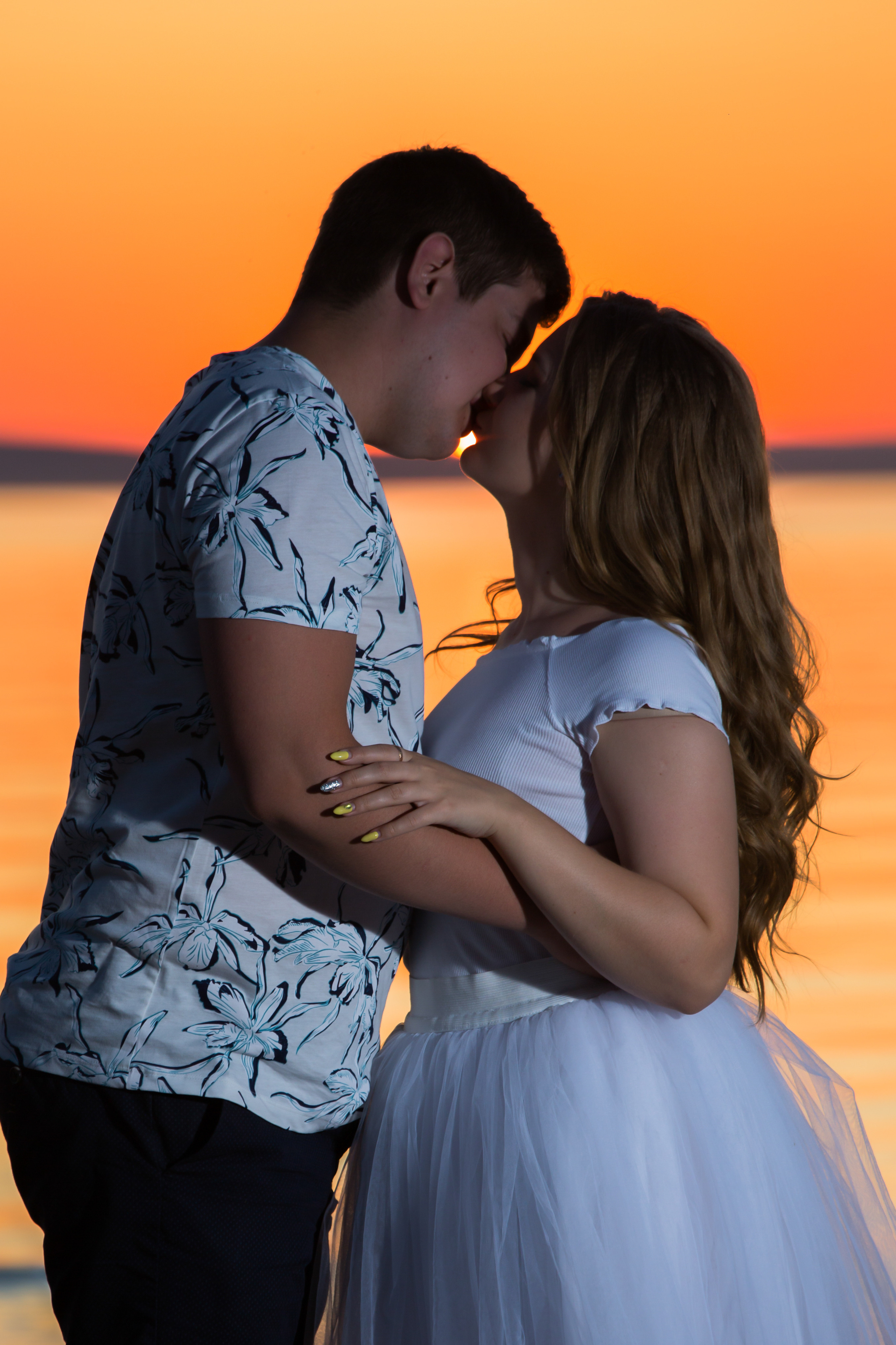 Фотосъемка лав стори в Тольятти (Ягодное). Свадебный фотограф, видеограф в Самаре, Самарской области. Видеосъемка