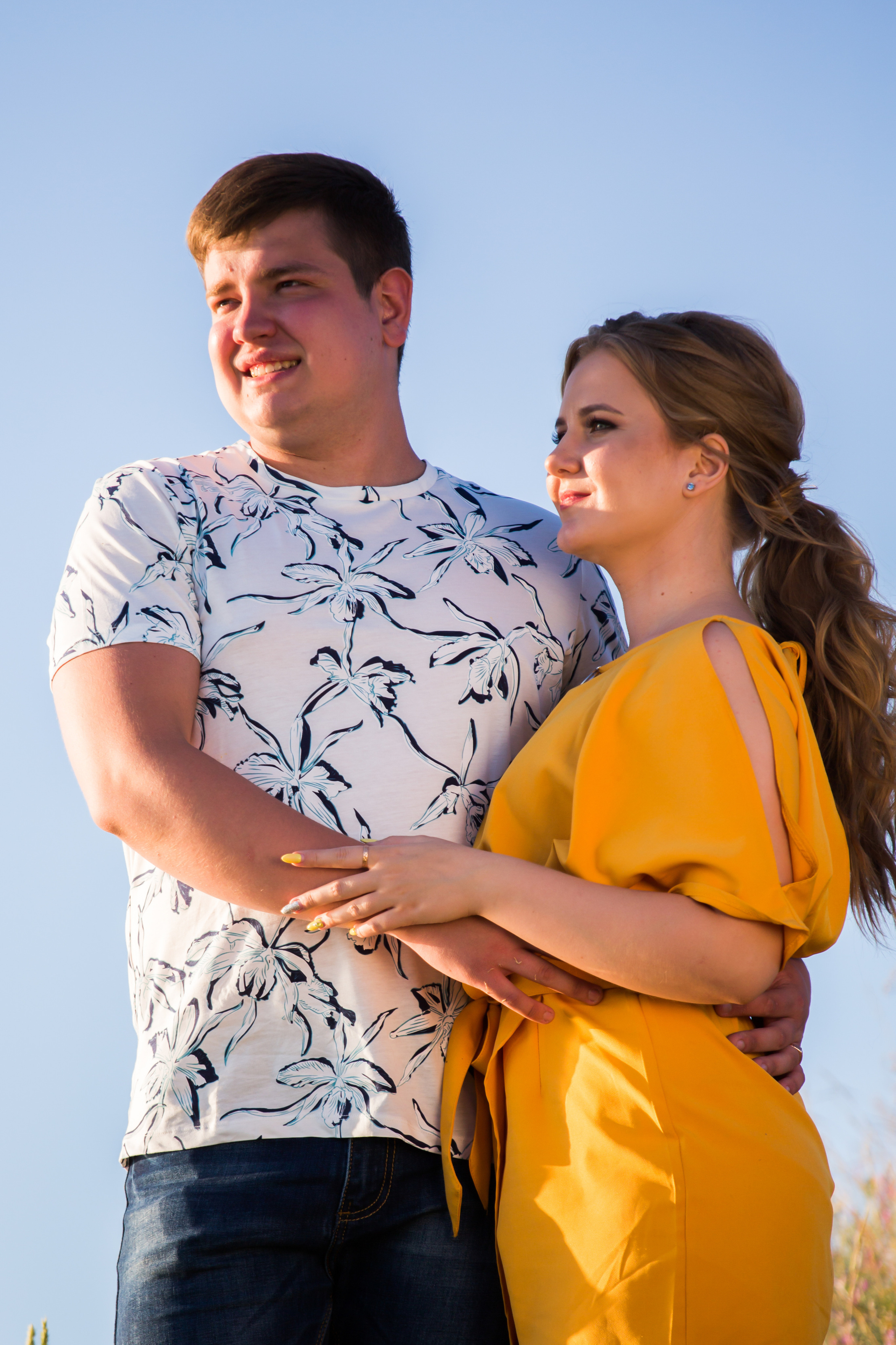 Фотосъемка лав стори в Тольятти (Ягодное). Свадебный фотограф, видеограф в Самаре, Самарской области. Видеосъемка