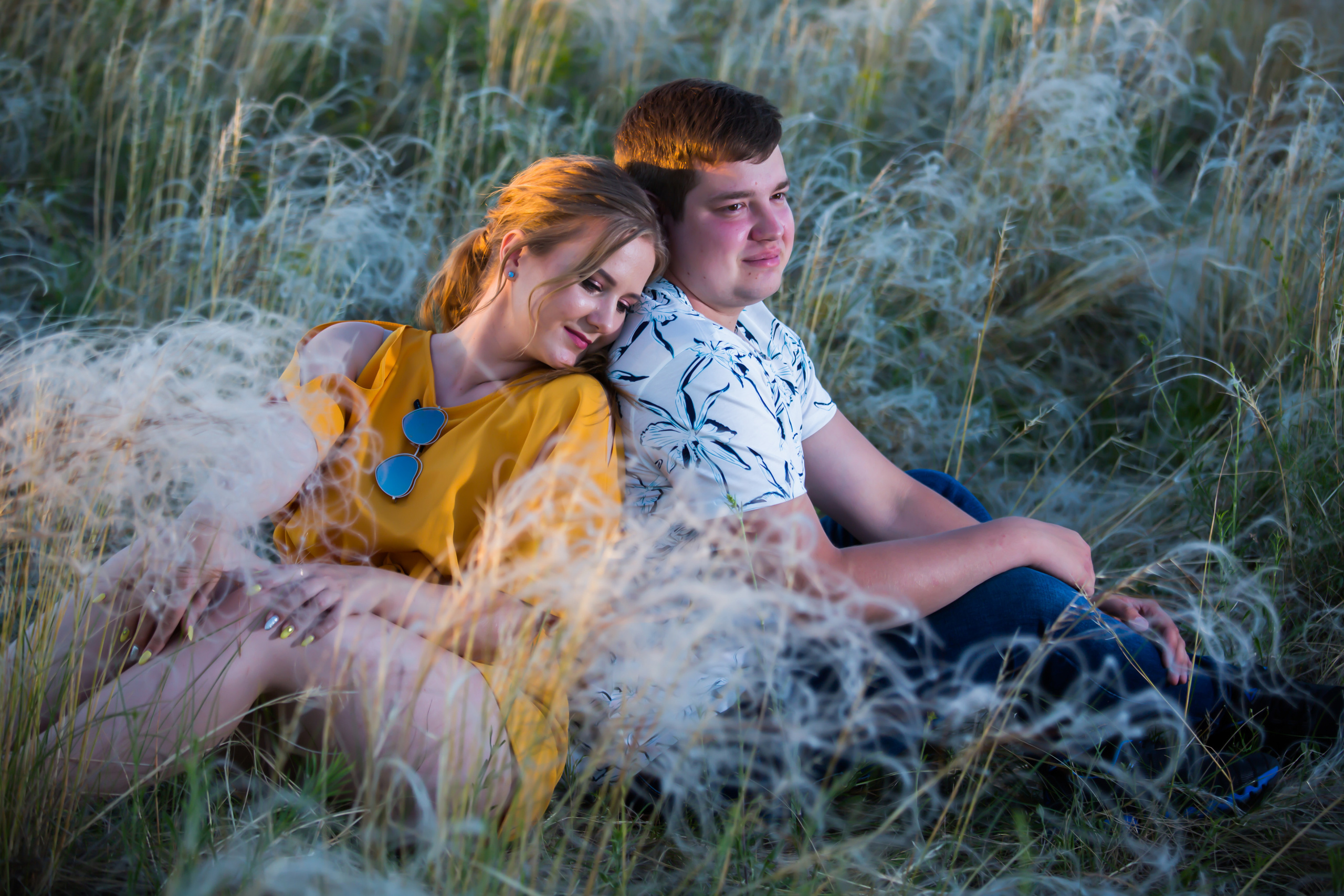 Фотосъемка лав стори в Тольятти (Ягодное). Свадебный фотограф, видеограф в Самаре, Самарской области. Видеосъемка