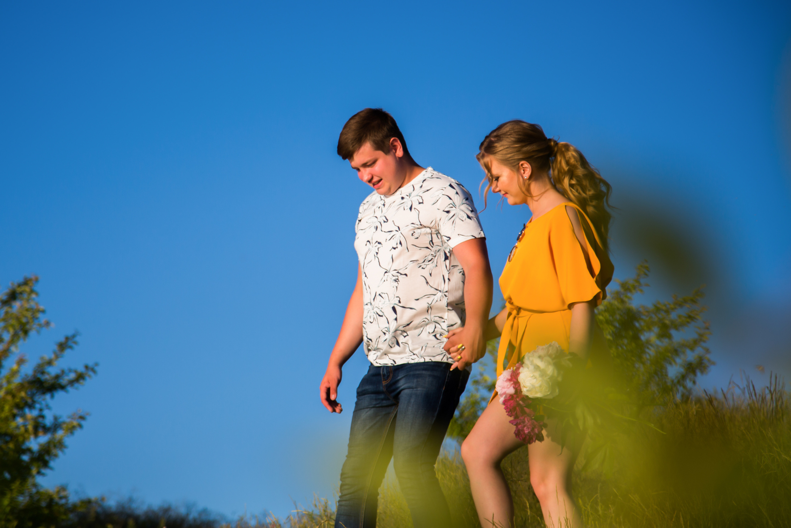 Фотосъемка лав стори в Тольятти (Ягодное). Свадебный фотограф, видеограф в Самаре, Самарской области. Видеосъемка