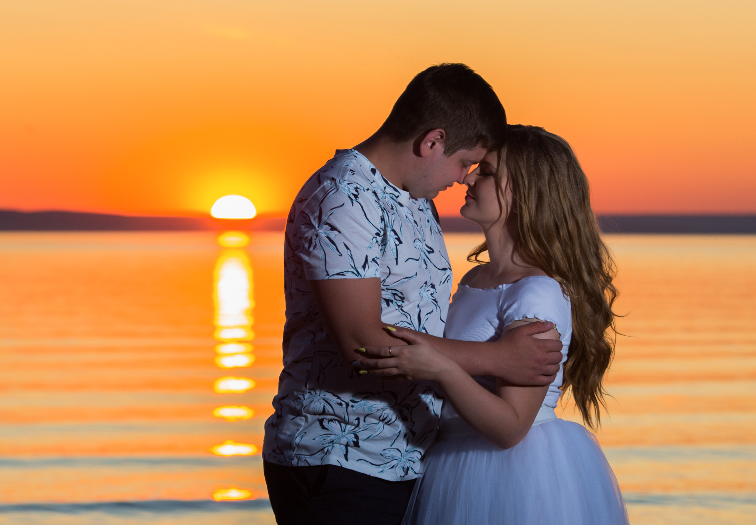 Фотосъемка лав стори в Тольятти (Ягодное). Свадебный фотограф, видеограф в Самаре, Самарской области. Видеосъемка