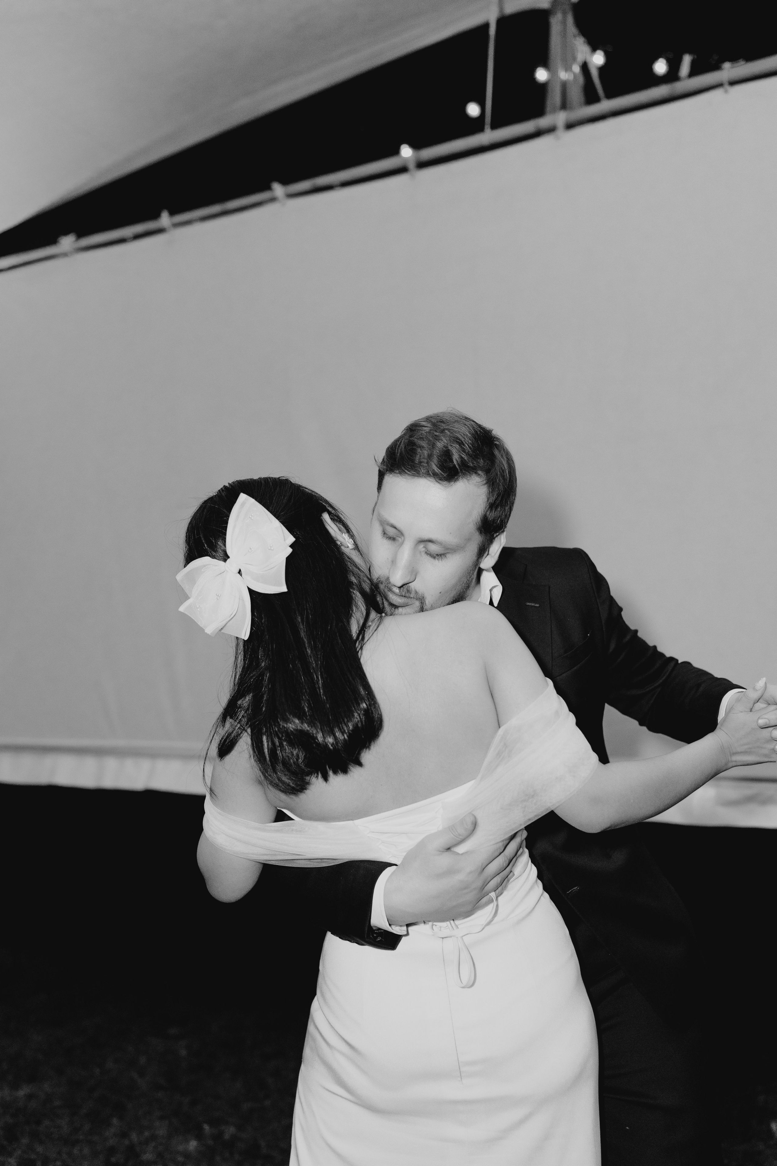 Nhi & Samuel | courtyard. Photographe de Mariage Professionnelle — Genève & Suisse Romande | Tanya Creator