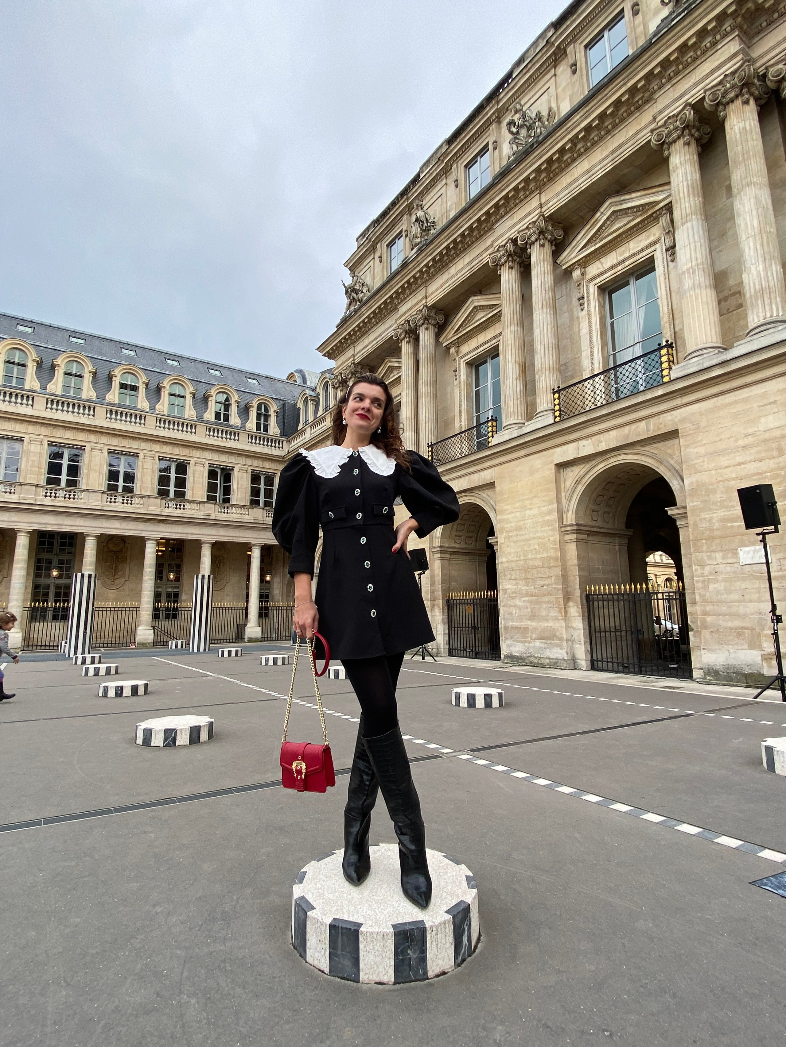 Контент креаторство. Julia Brulé | Styliste Personnelle & Fashion à Paris et Moscou