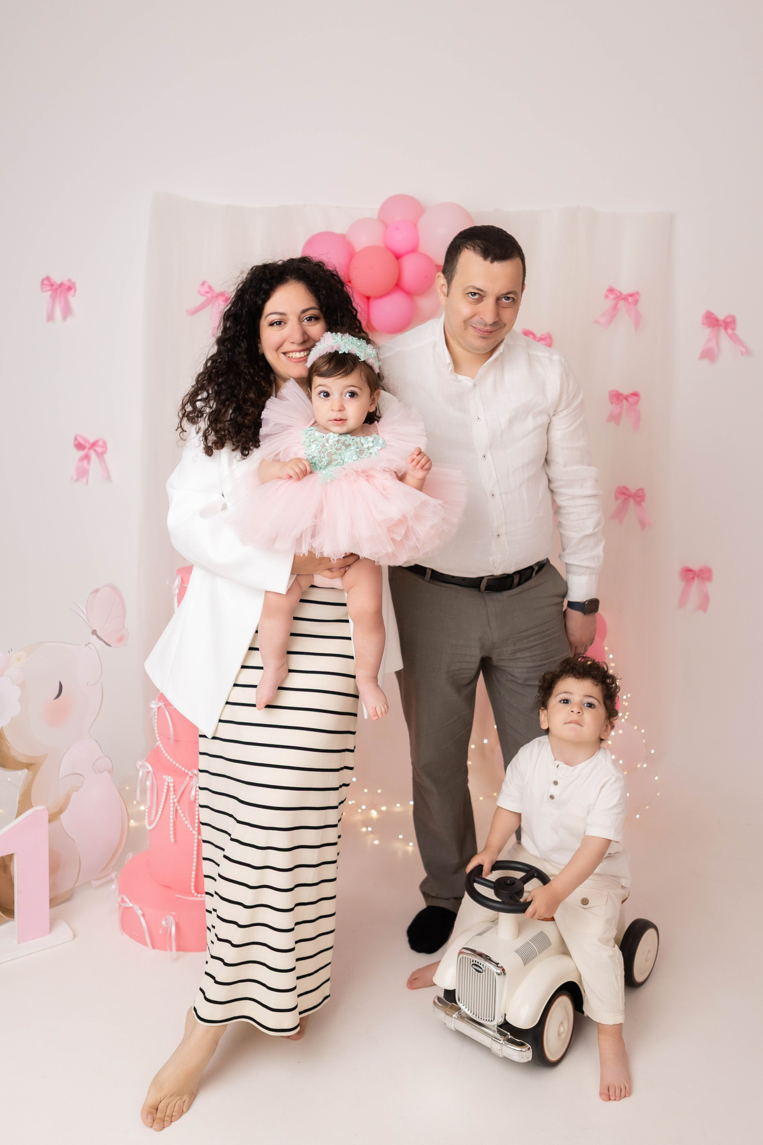Лилит 1 год. Фотостудия «Mom baby». Свадебный семейный и детский фотограф в Краснодаре Карина Федоровская
