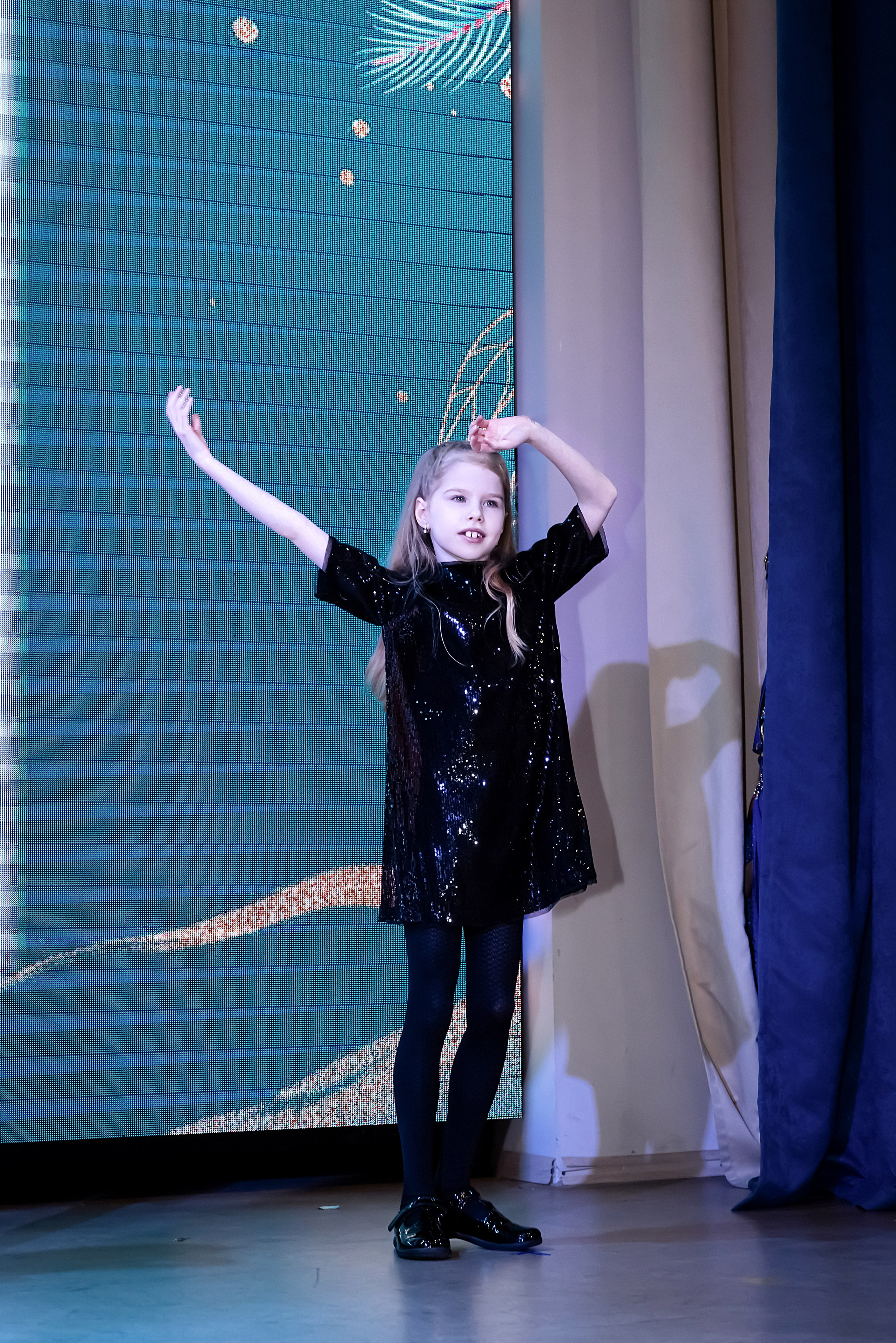 Новогодний праздник 1 В класс! Гимназия № 23. Фотограф и Видеограф в Краснодаре Юлия Солодченко