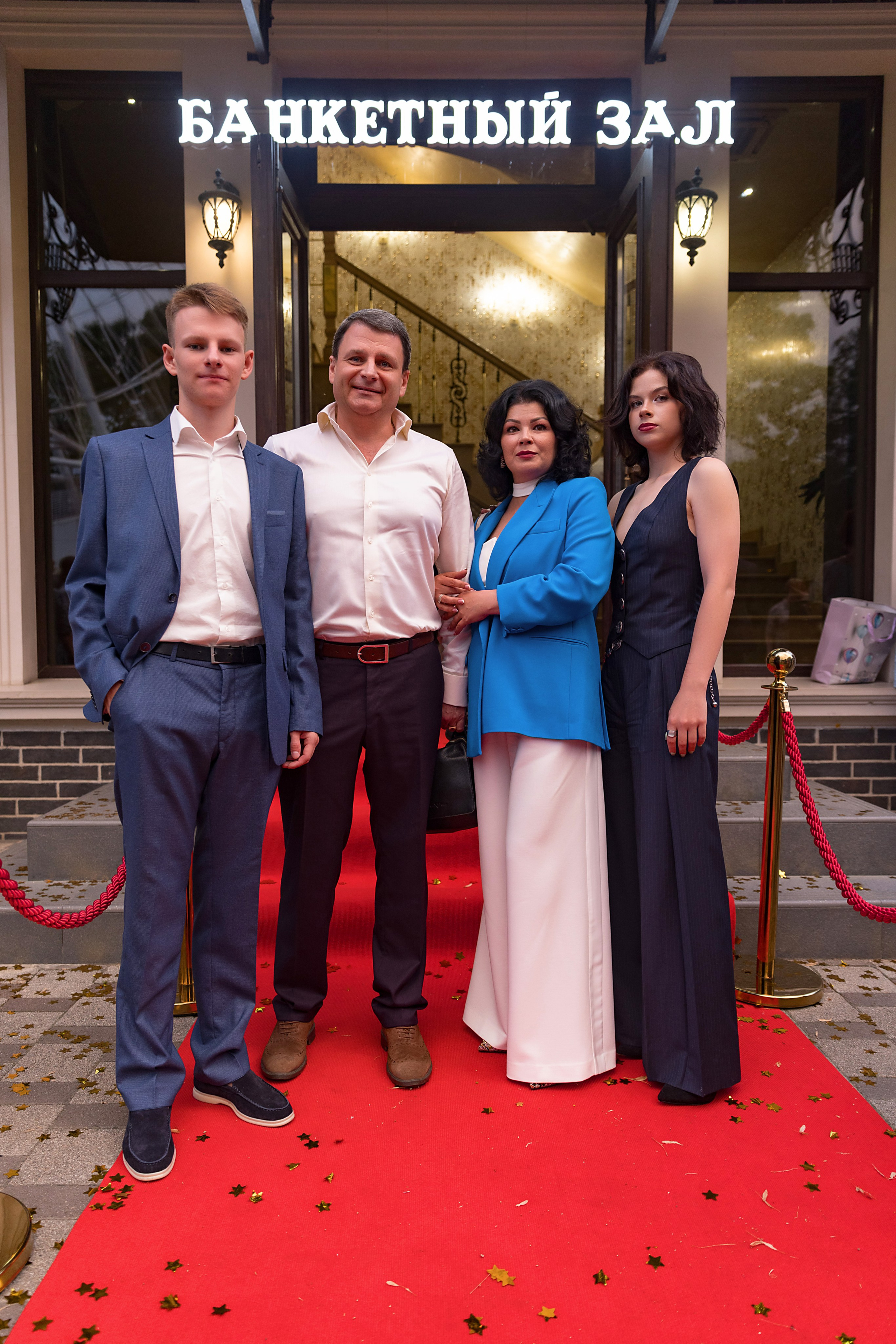 11 класс 48 лицей. Фотограф и Видеограф в Краснодаре Юлия Солодченко